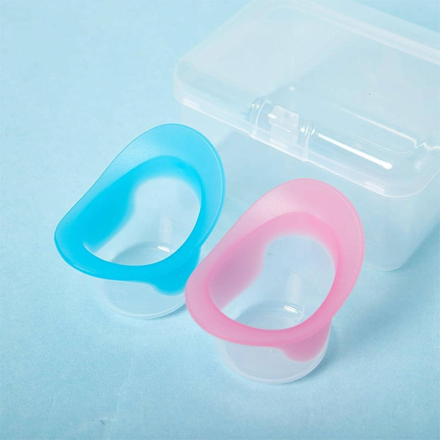 2Pcs Blue and Pink Eye Wash Cup Eye Wash Kit Bath Kit Silicone Eyelash Lid Care for Tired Dry Eyes Effective Eye Cleaner Solution with Storage Container Soothing Tired Eyes