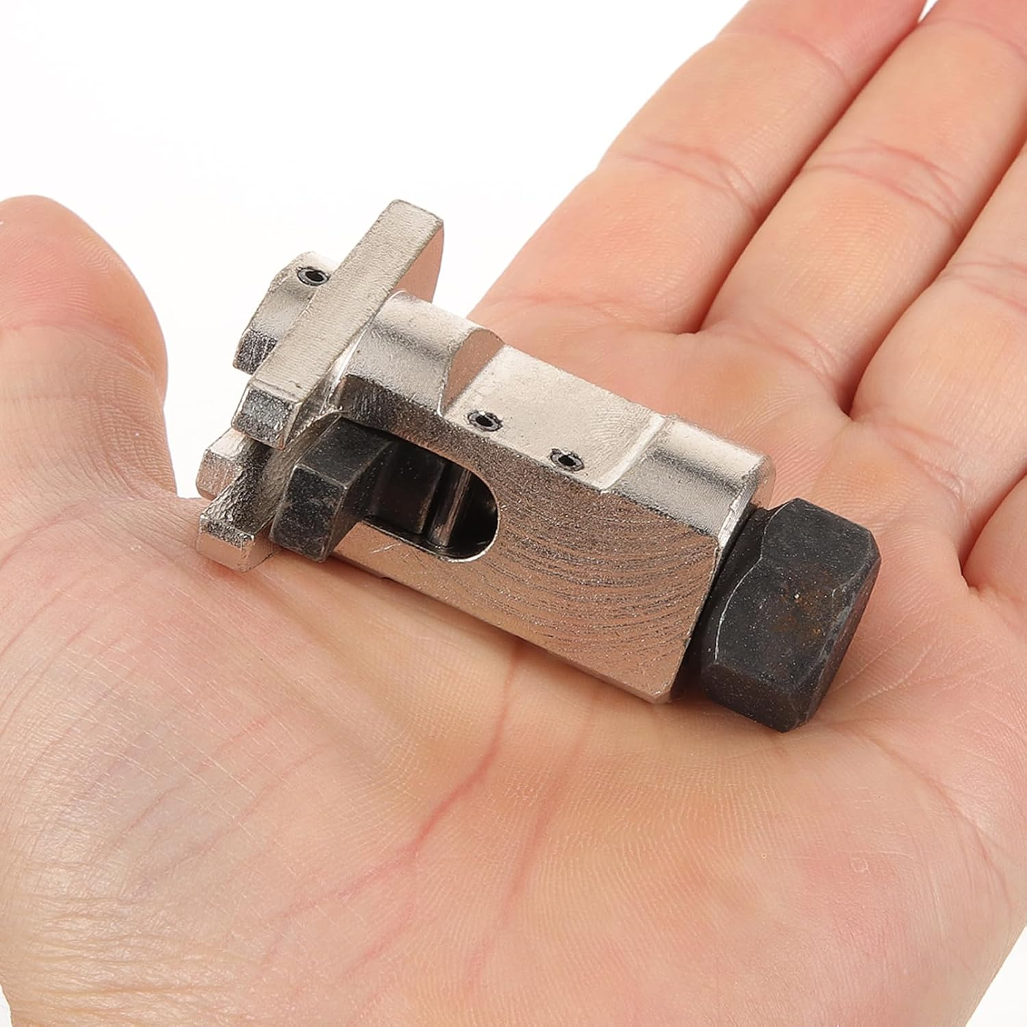 HOLIDYOYO 3Pcs Suspension Separator Spreader Tool and Strut Nut Socket Automotive Suspension Strut Separation Tool for Car Shock Absorber Remover Suitable for Steering and Repair Random Color image number 2