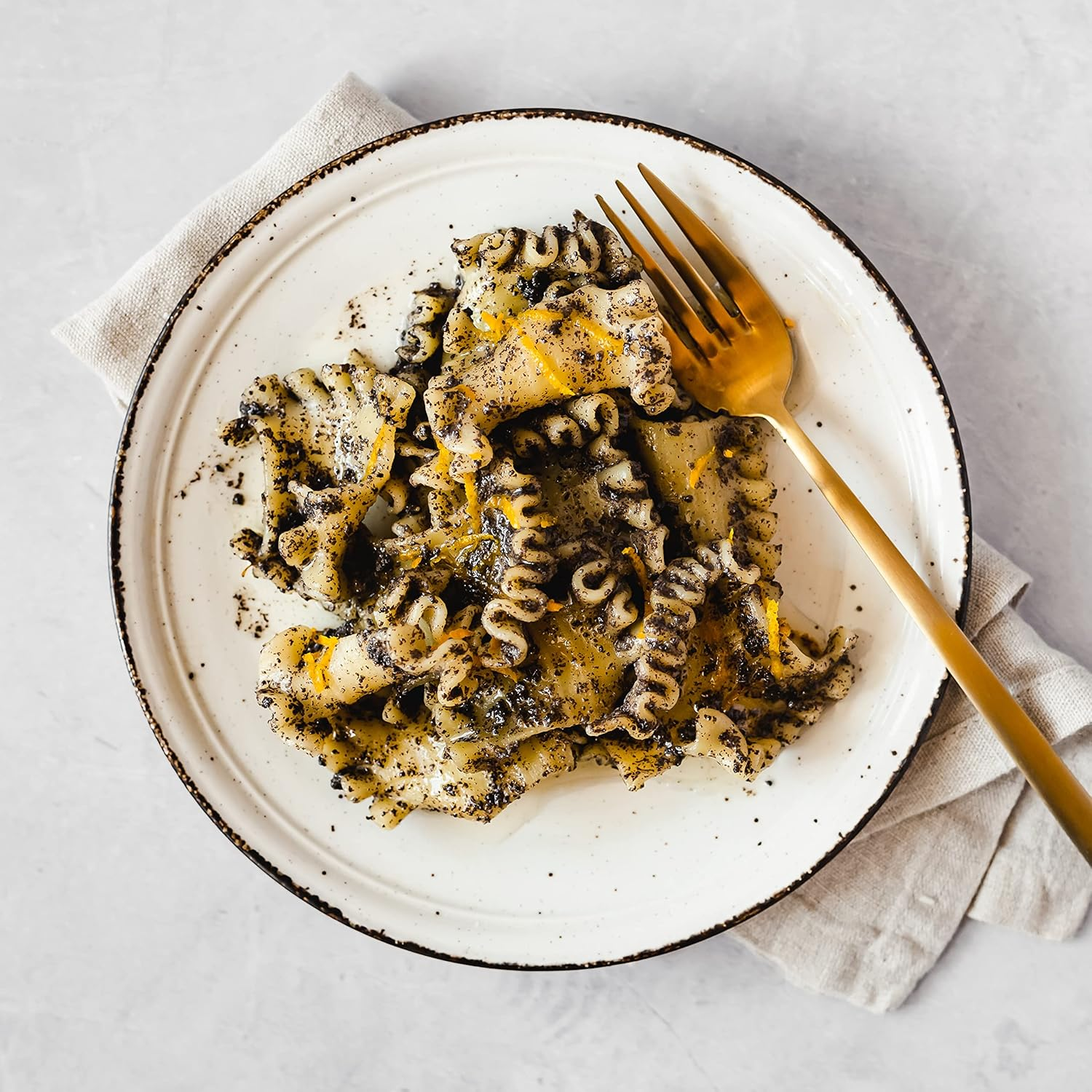 Erbology Organic Sweet Almond Oil 100Ml - Cold-Pressed - Rich in Skin-Nourishing Vitamin E - Straight from Farm in Italy - Non-Gmo - No Additives or Preservatives - Recyclable Glass Bottle image number 3