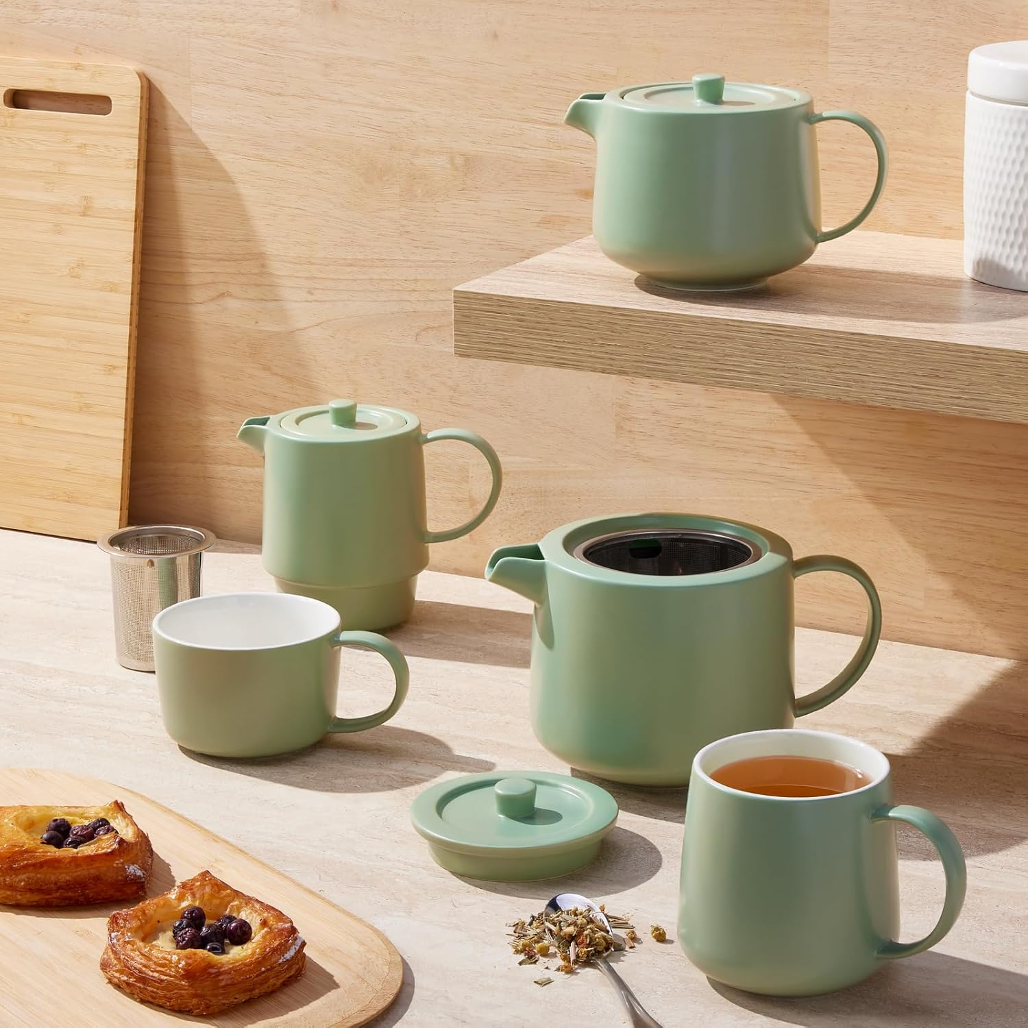 Maxwell & Williams Cafe Life Tea for One with Infuser 450ML Seafoam Gift Boxed image number 1