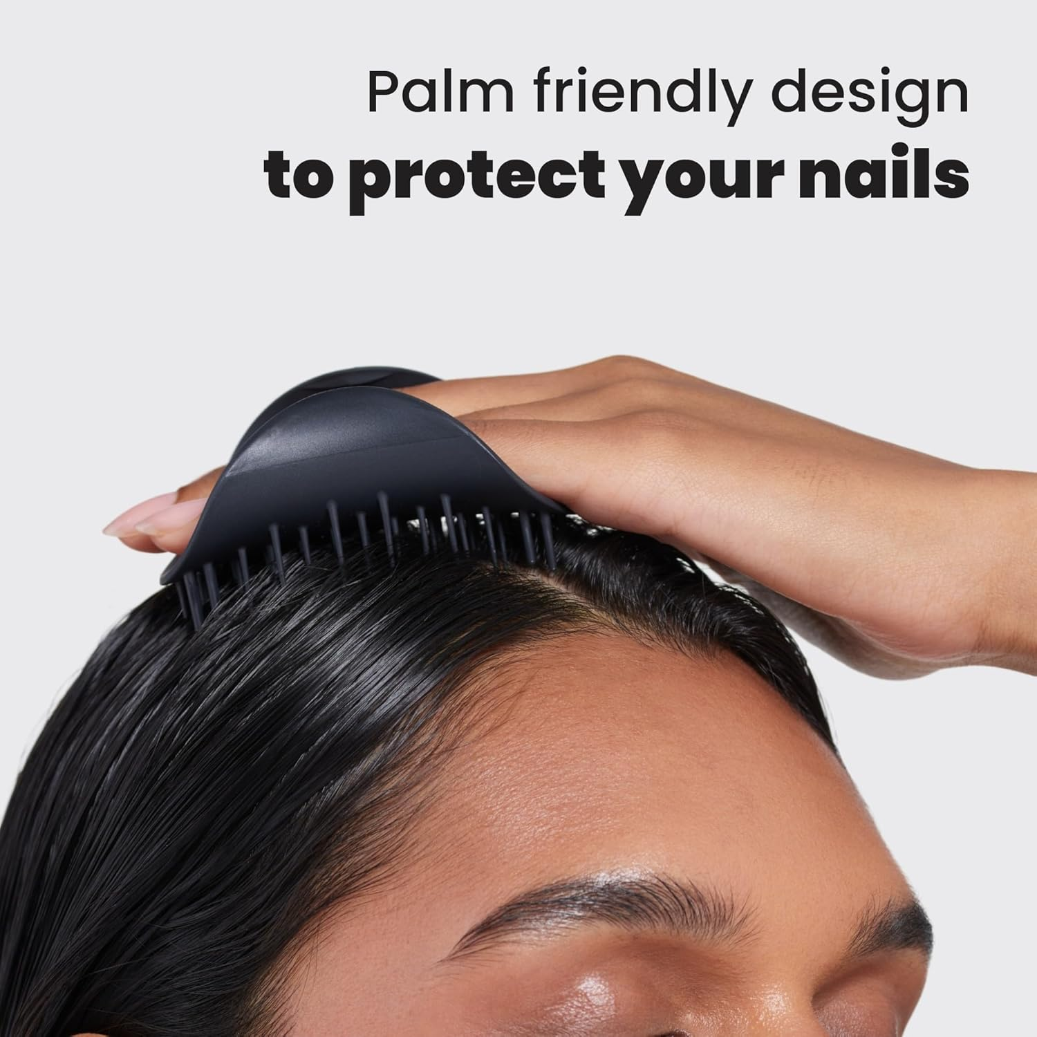 Tangle Teezer Scalp Exfoliator and Massager, Onyx Black - Lavender Lite image number 3