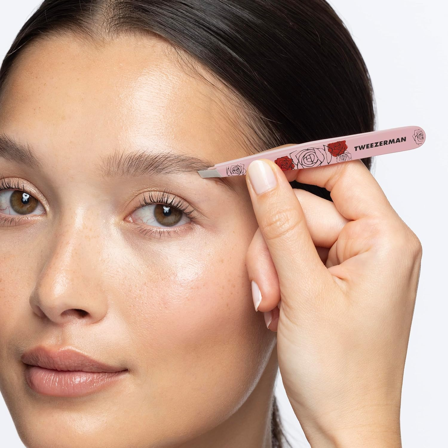 Tweezerman Aurora Slant Tweezer - Eyebrow Tweezers for Women and Men image number 6