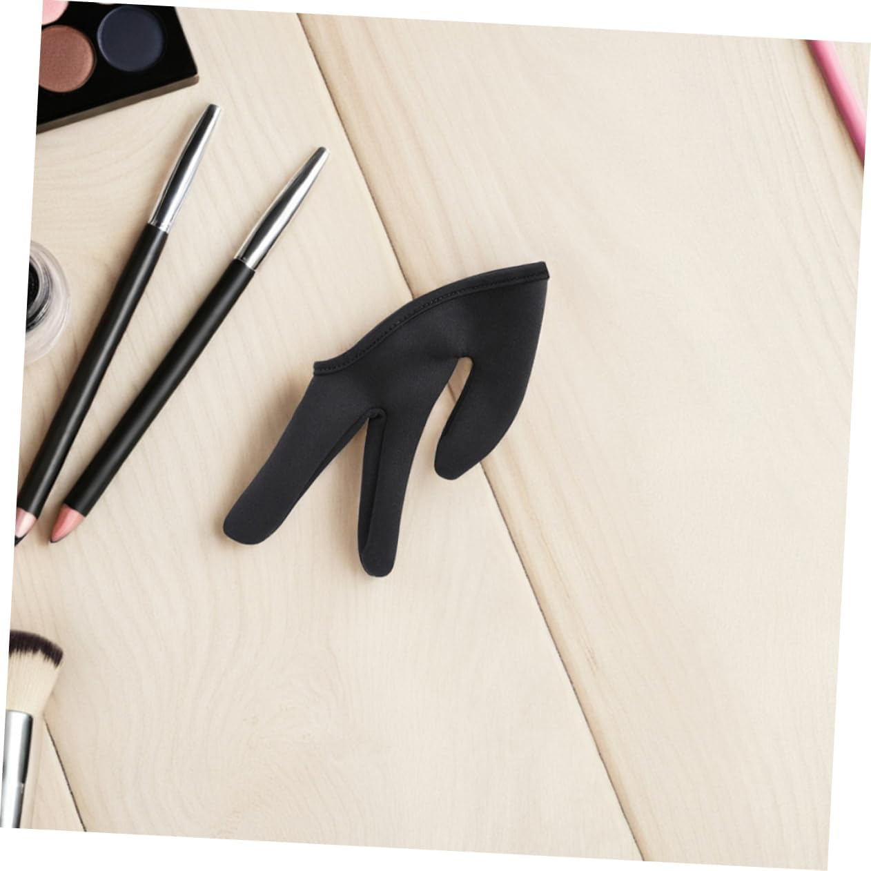 SAFIGLE Heat-Resistant Finger Covers Hairdressing Anti-Scald Gloves 2Pcs Three-Finger Design for High-Temperature Protection during Curling Wand Straightening and Hair Coloring