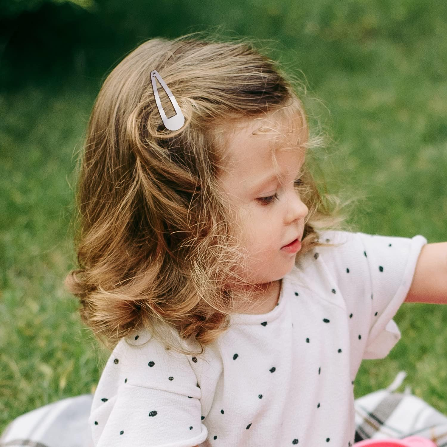 Lawie 100 Pack 6 CM Silver Blank Snap Metal Hair Clips 2.5 Inch Small Plain Base Hair Barrettes Gray Hair Pins Thin Fine Bang Hair Grips Arts and Crafts DIY Hair Accessories Bulk for Women Girls Kids image number 5