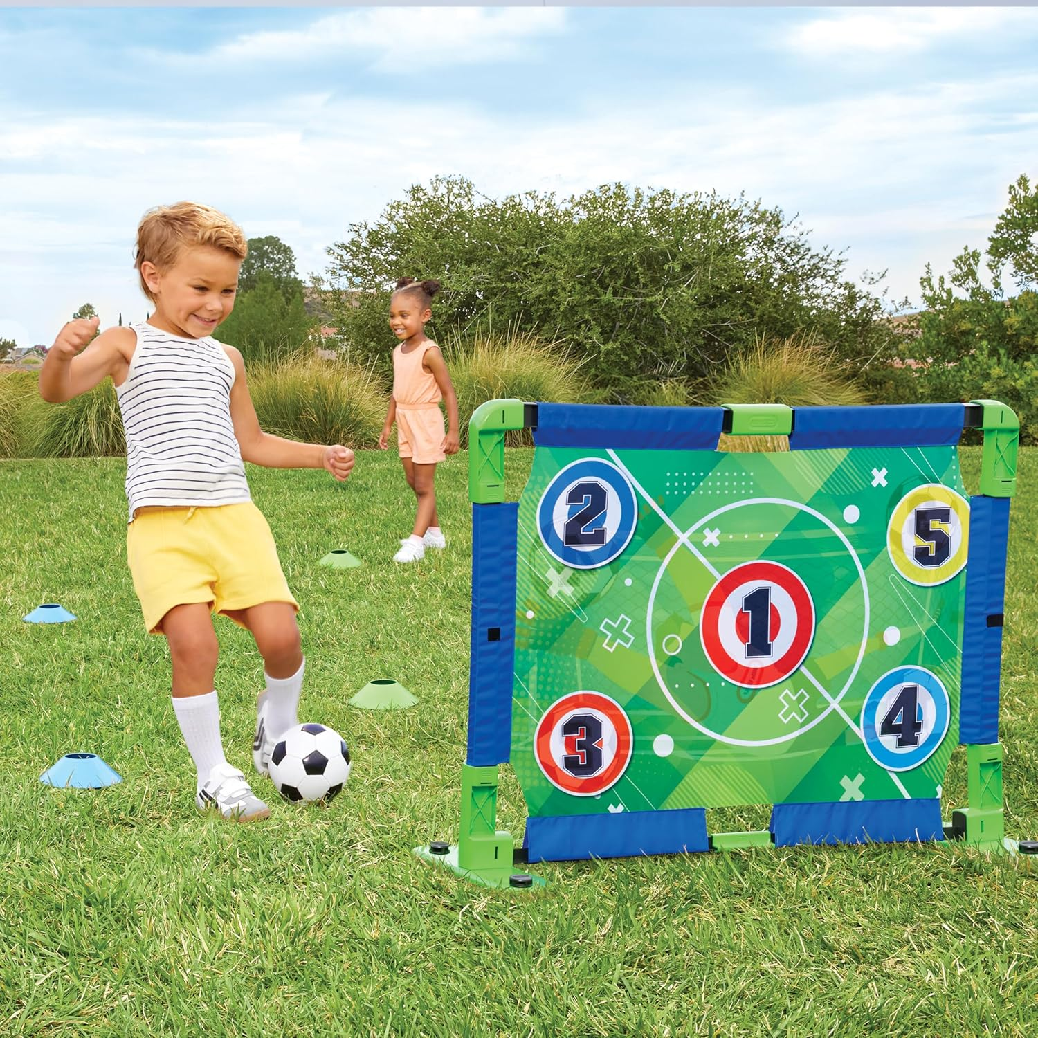 Little Tikes Totsports Soccer Trainer with 9 Accessories, Active Play Sports Toys, for Boys and Girls Ages 3+ Years image number 5