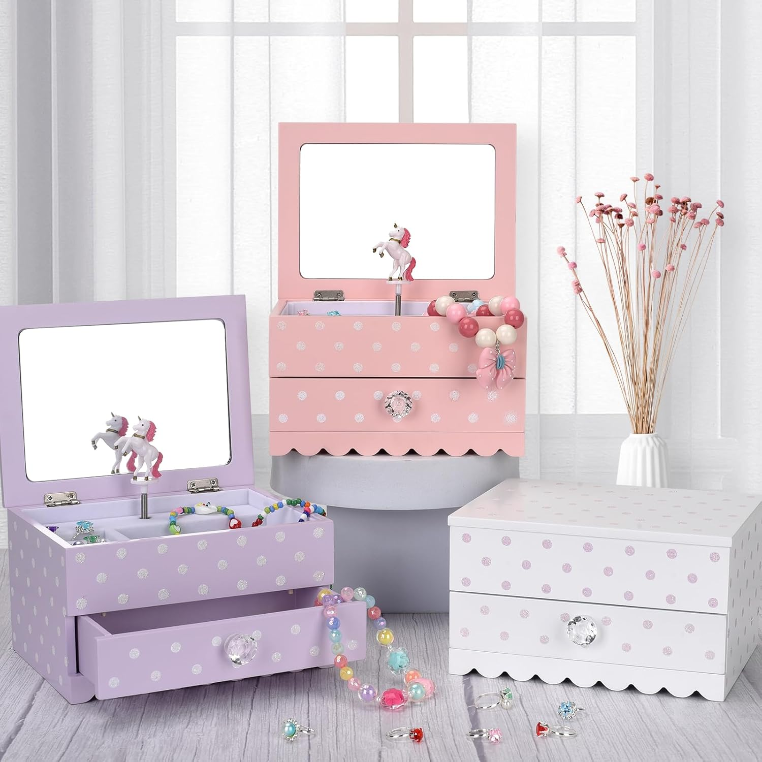 Bella Unicorn Musical Jewelry Box for Girls and Teens &ndash; Painted Wood Box with Sparkling Polka Dots &ndash; Dancing Little Unicorn &ndash; Charming Room D&eacute;cor and Childhood Memories Keepsake Box (White) image number 6