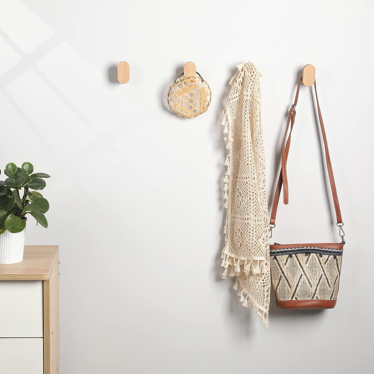 LIVESO Wood Wall Hooks, Modern Minimalist Wood Hooks Wall Mounted, Natural Wooden Wall Coat Hook Rack, Wooden Pegs for Hanging Hat, Towel, Robe, Bag (Pack of 4Pcs) image number 6