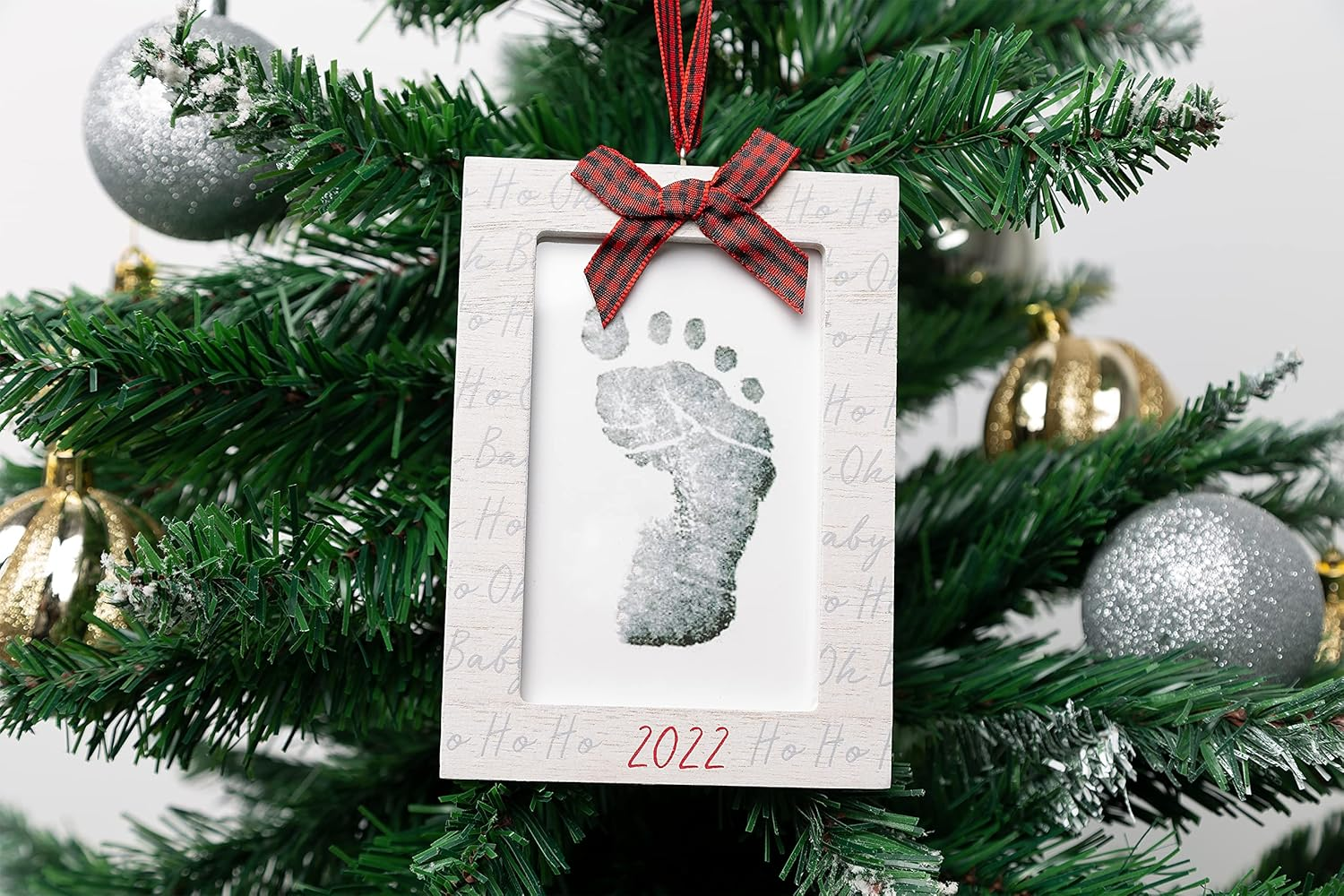 Kate & Milo 2022 Baby'S Footprint Christmas Ornament, Fill in Baby'S Print Holiday Ornament with Included Ink Pad, New and Expecting Parents image number 2