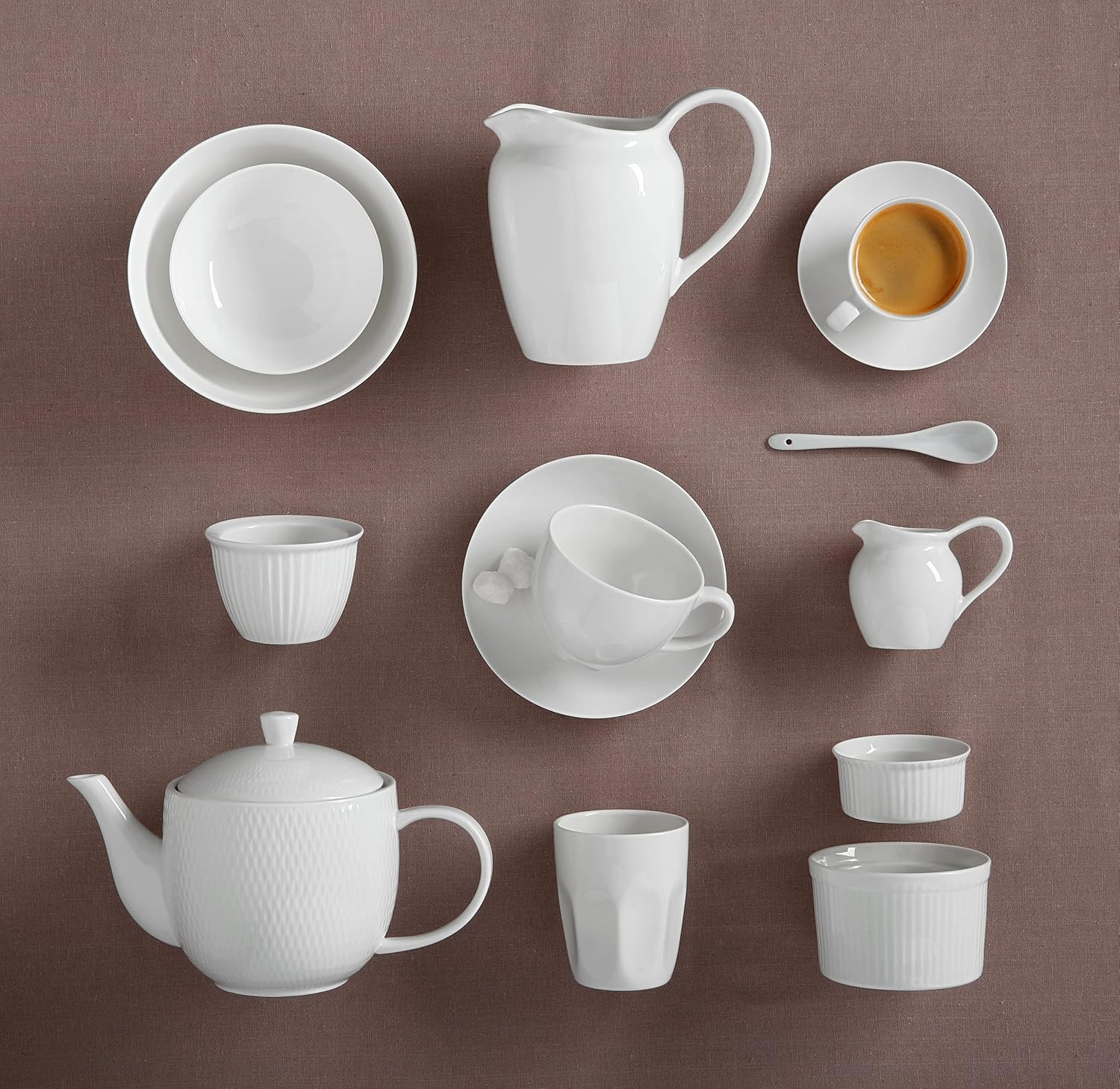 Maxwell & Williams White Basics Milk Jug 320ML image number 2