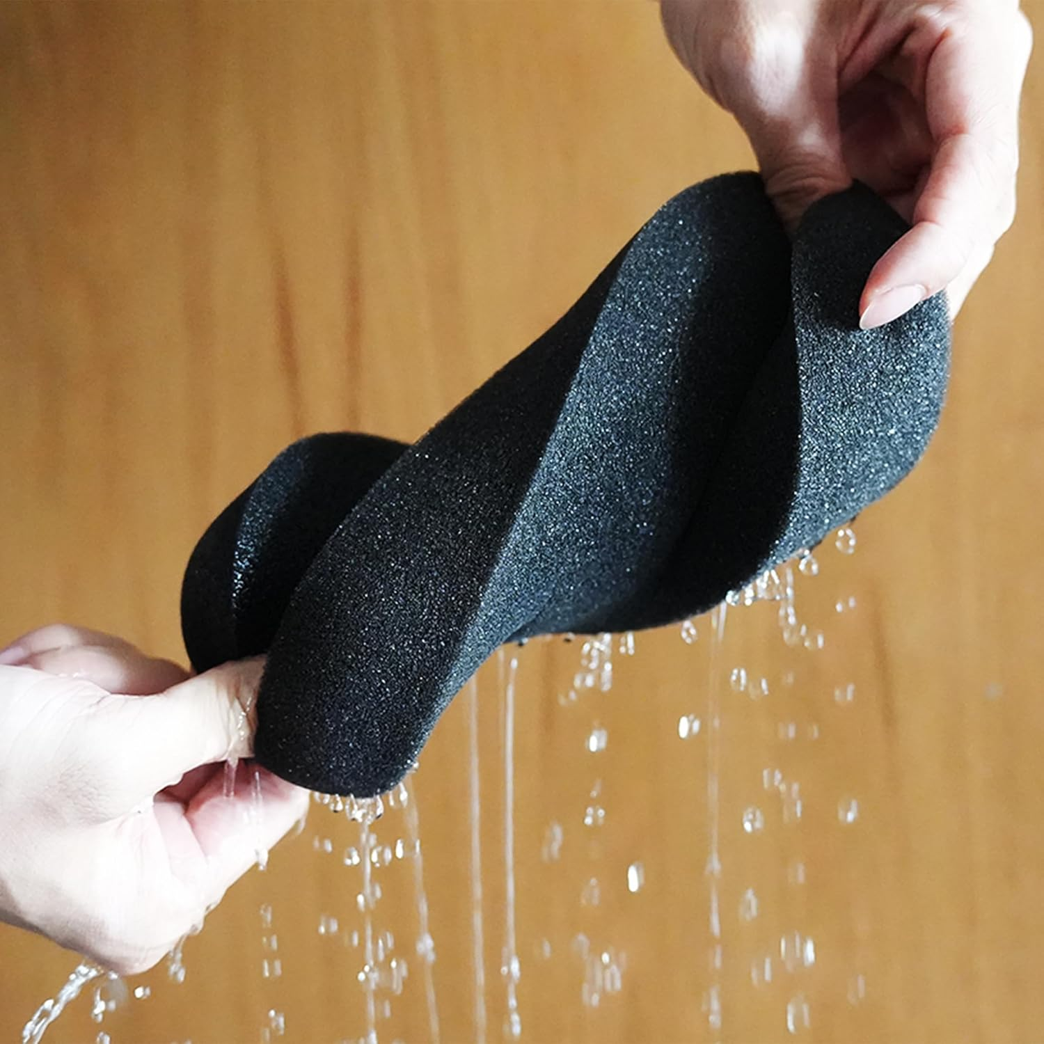 2 Pack Car Wash Sponge Large Bone Shape High Absorbency Porous Foam Cleaning Sponges Scratch Free Wash Pad for Auto Boat Caravan Truck Ute Kitchen Bathroom Household Cleaning Black & Grey image number 4