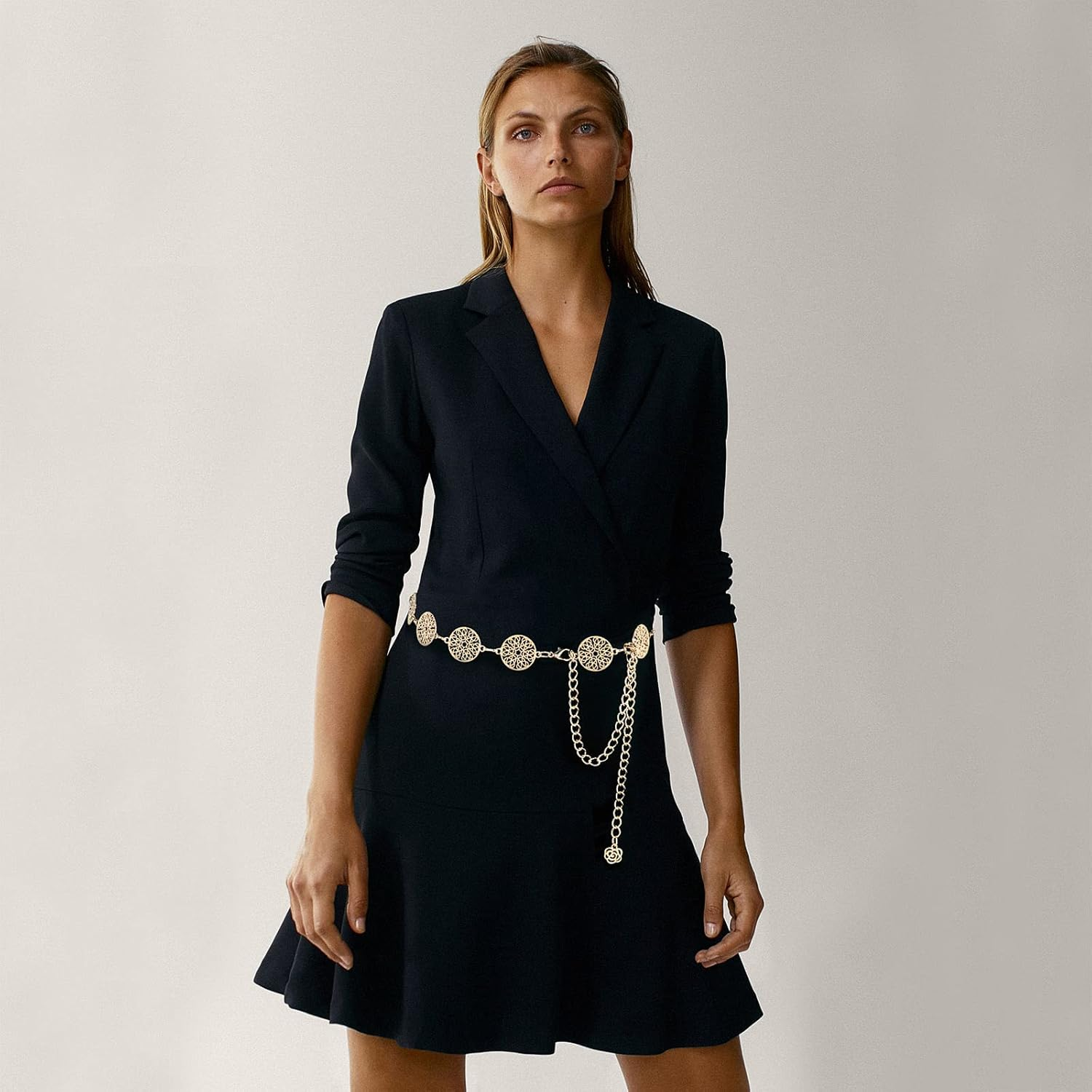 Hollow round Decor Chain Belts for Women, Metal Waist Chain plus Size for Her Dresses image number 3