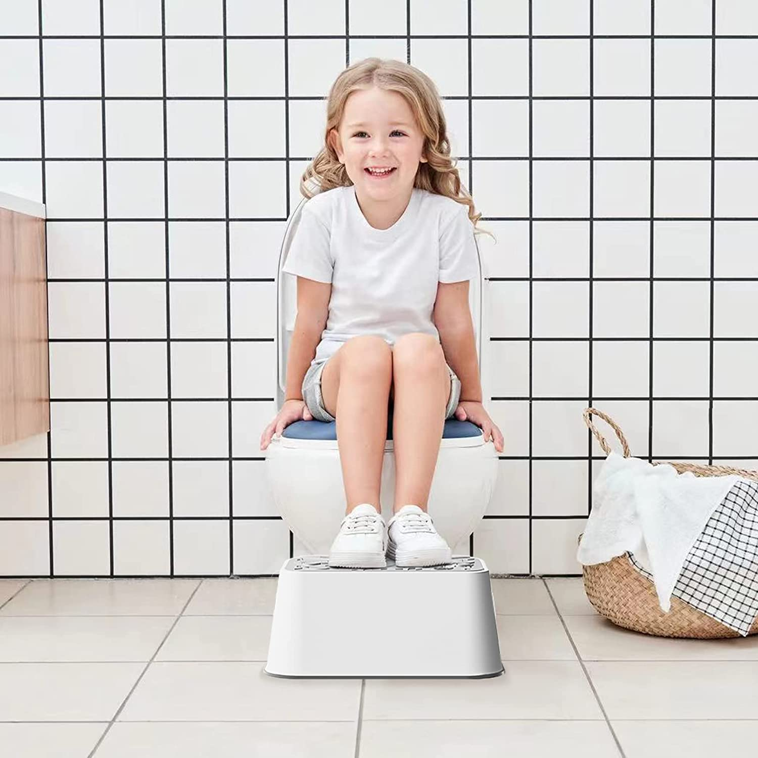 UNCLE WU Kids Step Stool - Lightweight and Easy to Clean - Bathroom Safety Bottom as Potty Training Stool - Slip-Resistant Surface1 Step Stool for Kids/Adult (Gray White) image number 6