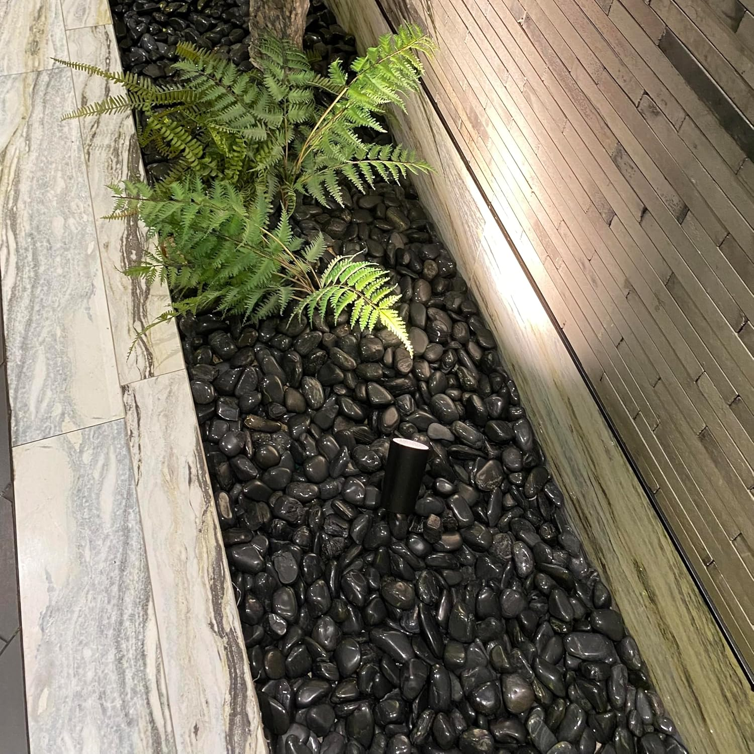 1KG Black Polished Pebbles,Natural Decorative Gravel, for Landscaping,Aquariums,Plants and Vase Fillers Etc image number 6