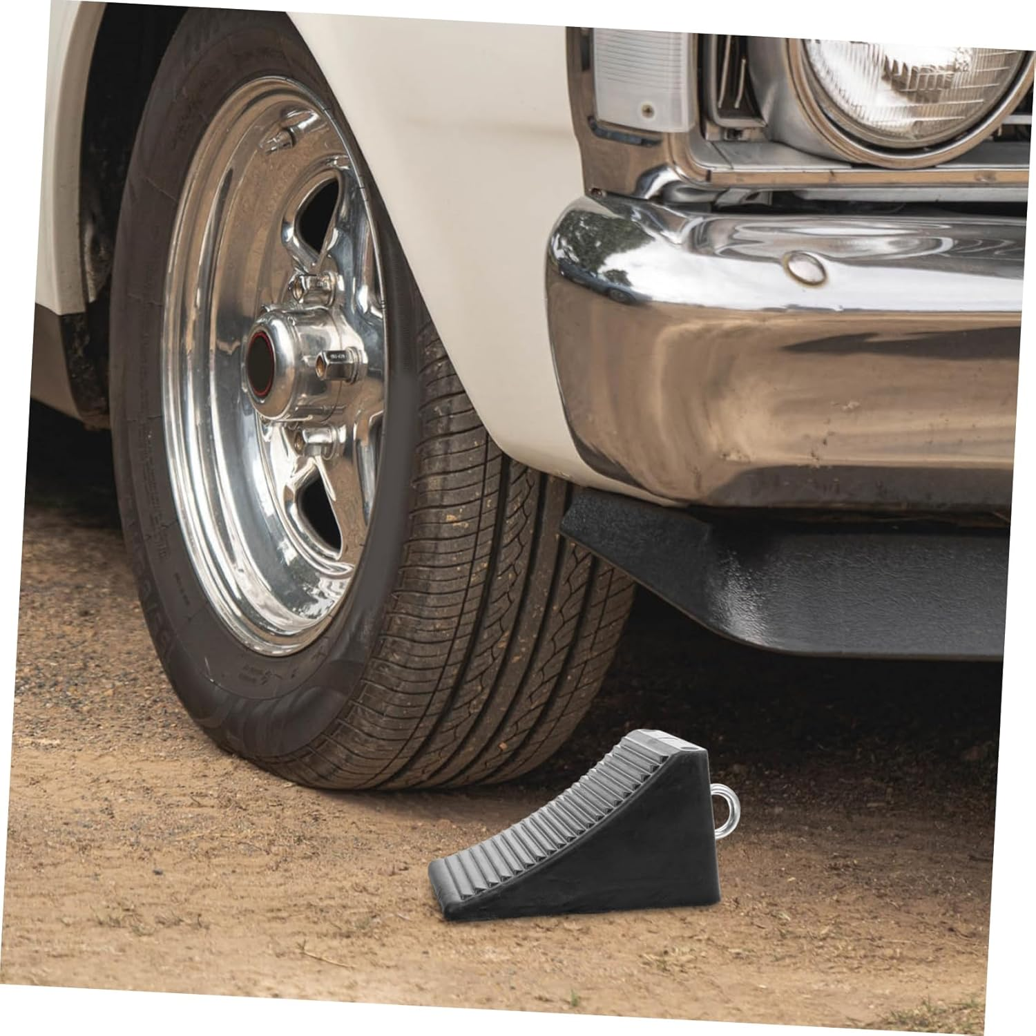 DEARMAMY Vehicle Wheel Chocks Portable Non-Slip Rubber Tire Stoppers 16X9X9Cm Triangular Anti-Skid Wheel Blocks for Car Trailer Ramps Safety