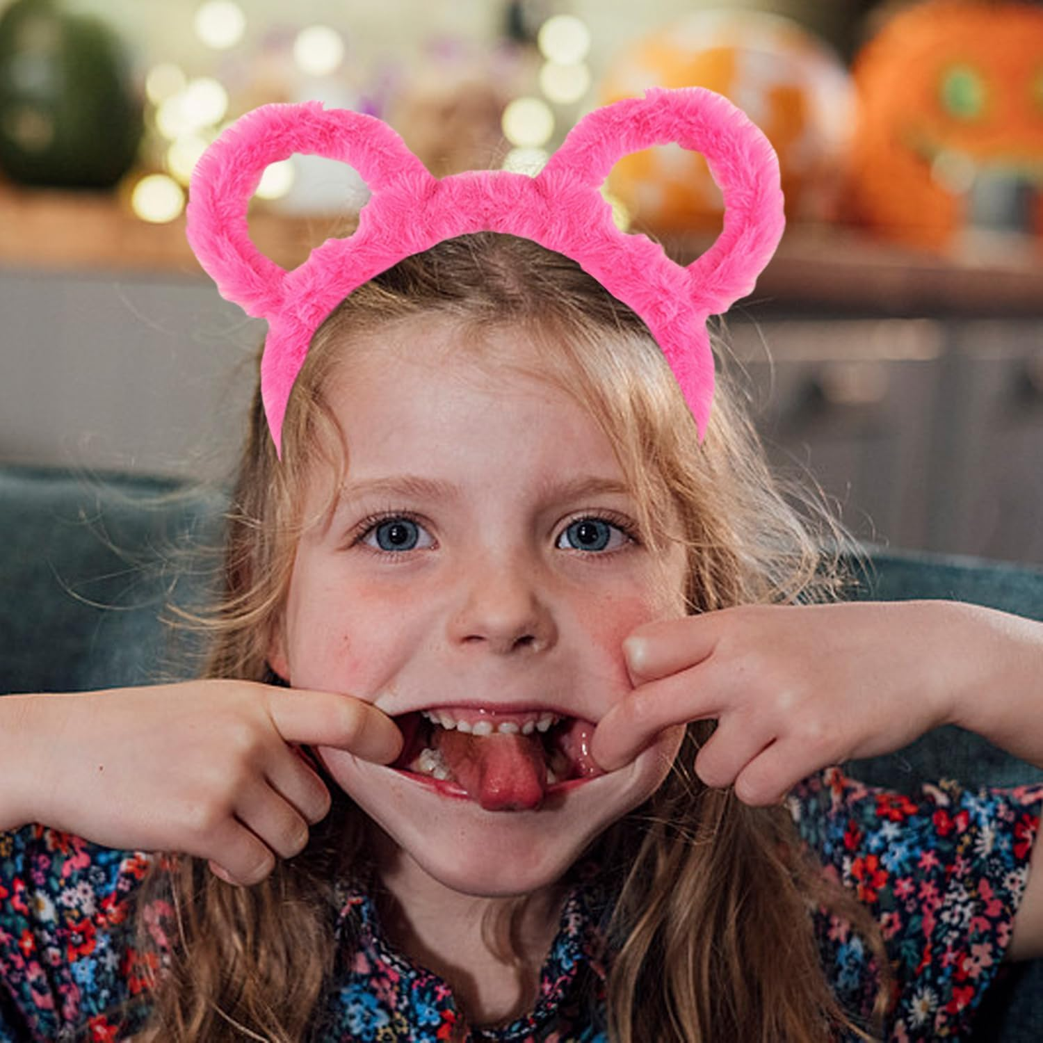 2 Pieces Wearing Ear Headbands, Cute Plush, Creative Cartoon Face, Washing Headbands, Universal for Men and Women, Interesting Hair Accessories. image number 1