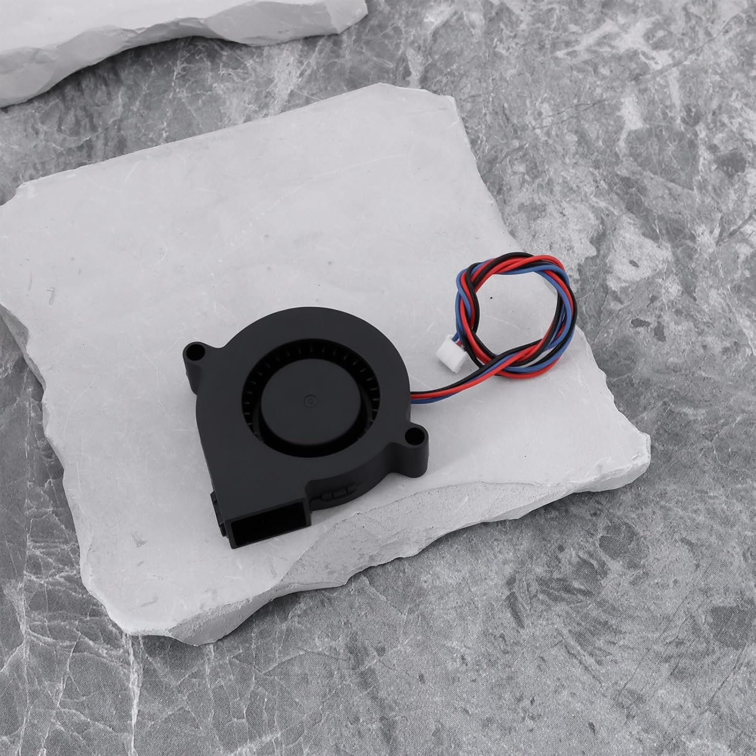 VGOL DC Brushliess 3-Pin Blower Fan BUB0512HB Cooling Fan for DIY Computer Case, DC12V 0.24A image number 3