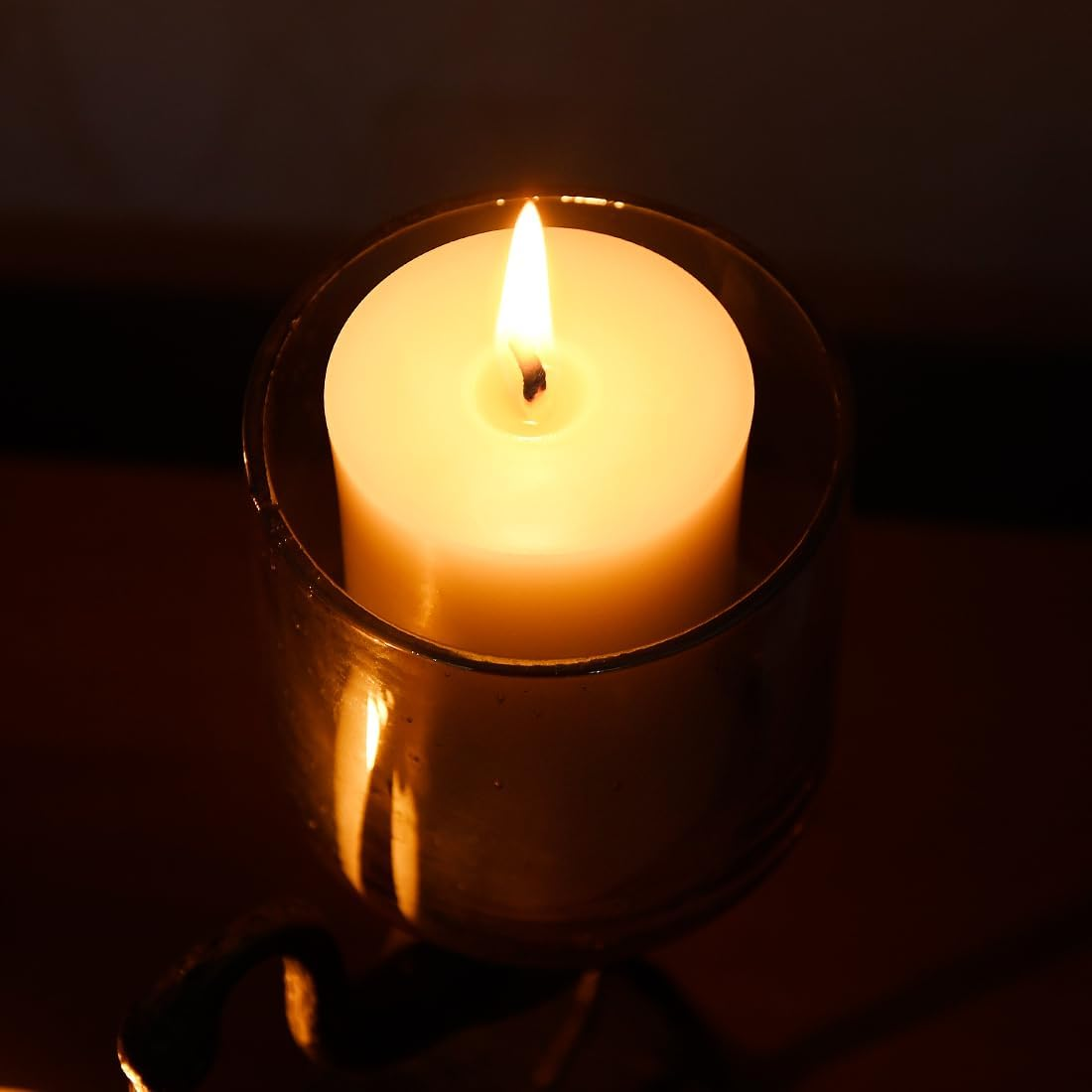 Beeswax Pillar Candles Set of 4, Smokeless Dripless Pure Beeswax Candle Set with Natural Scent for Room Decoration Prayer Party, Long Lasting Burn Time,2X4 Inch,White Raw image number 5