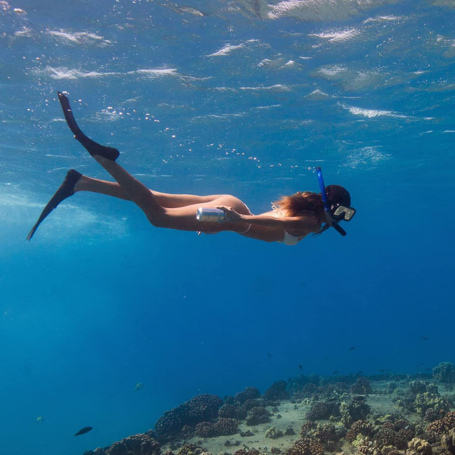 Oumers Snorkel Fins, Travel Size Adjustable Strap Diving Flippers with Mesh Bag and Extra Buckle Connector for Men Women Snorkeling Diving Swimming image number 2