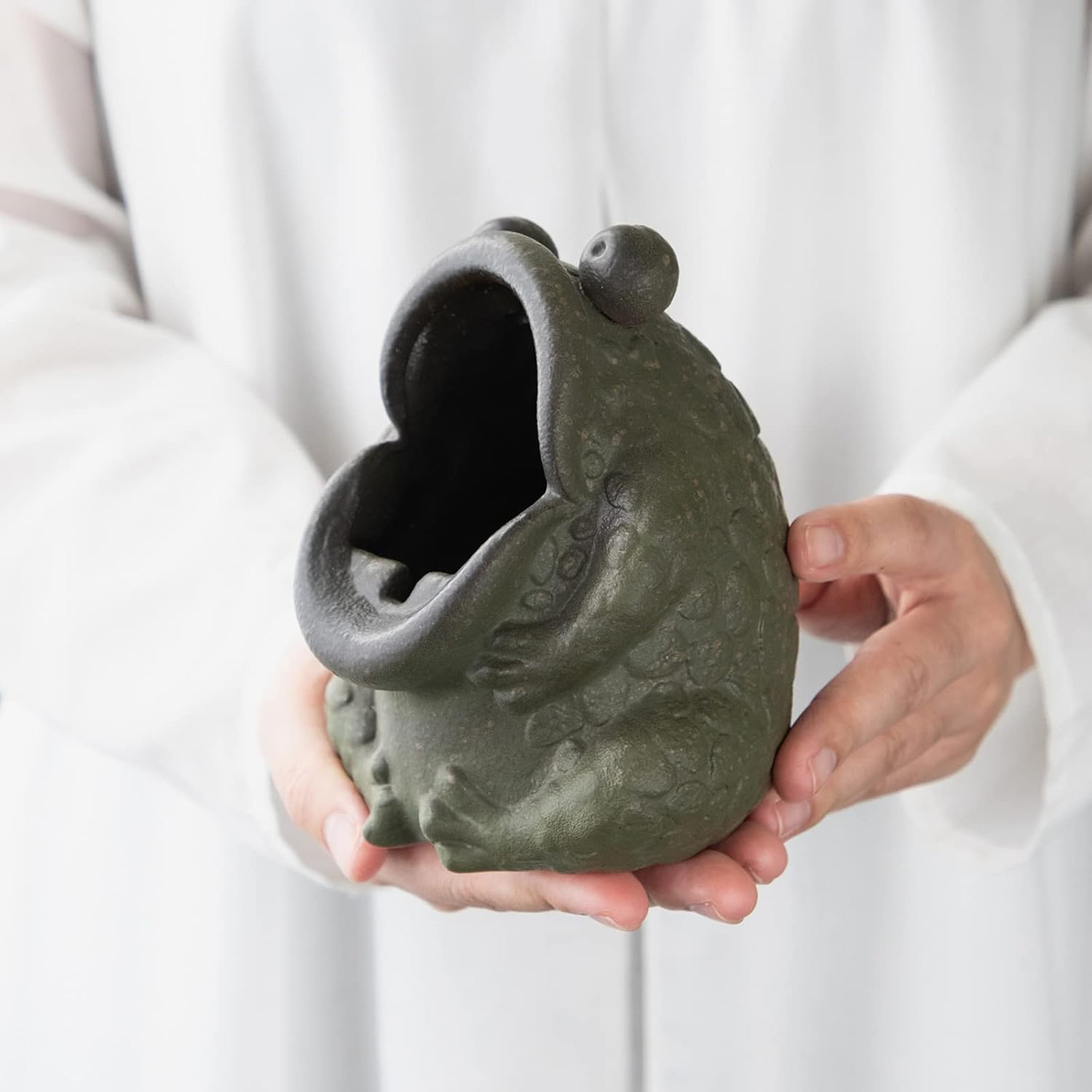 HEER Ceramic Ashtray for Cigarettes, Cute Funny Toad Frog Shape Ash Tray Set for Indoor Outdoor, Windproof Desktop Smoking Ash Holder for Smokers, Vintage Cool Home Office Decoration. image number 6