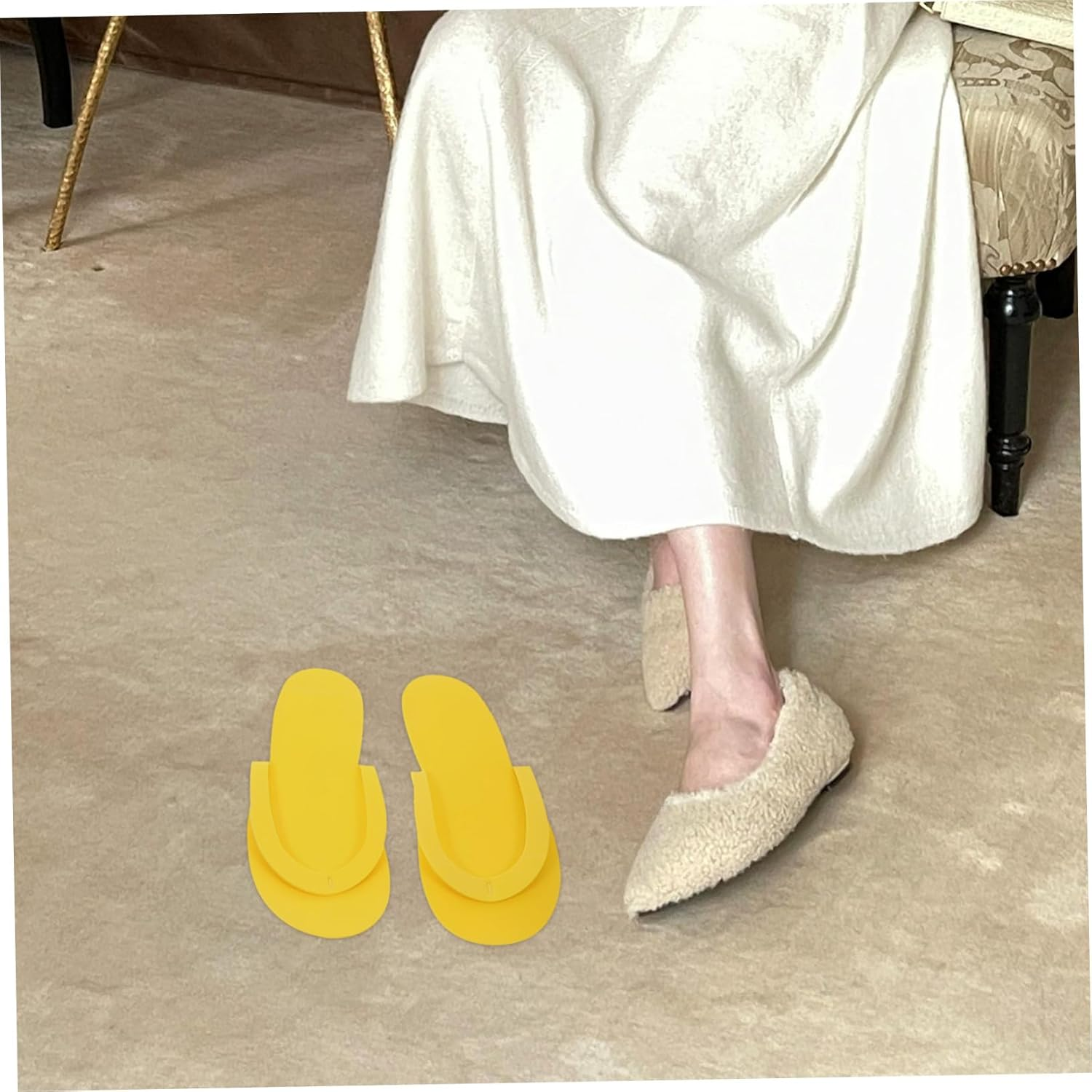 BESTYASH 24 Pairs Disposable EVA Foam Slippers for Pedicure Spa and Hotel Use Scald Beach Slippers for Men and Women Random Colors Comfortable and Lightweight image number 3