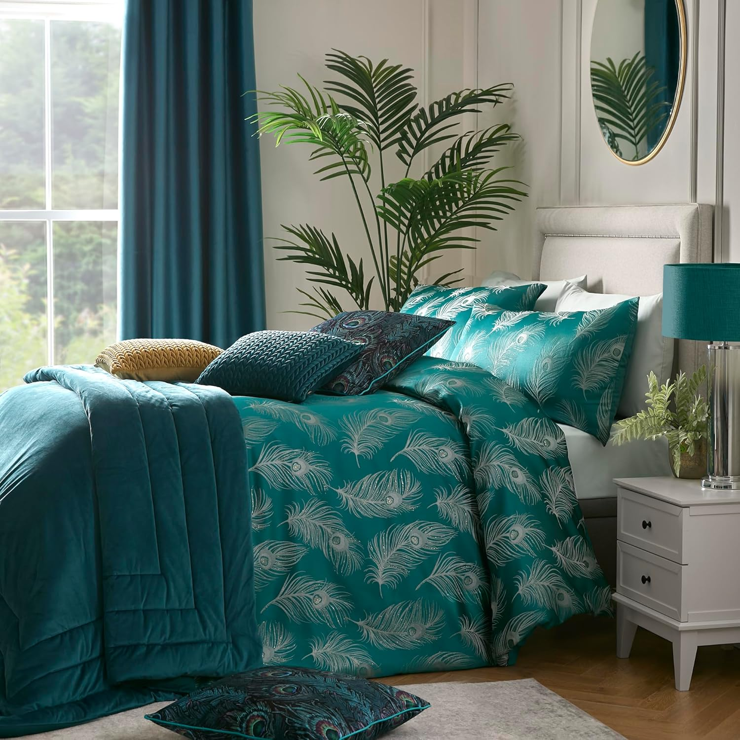 Laurence Llewelyn-Bowen - Teal Peacock Feathers Duvet Cover Set - King Size - 2 Pillowcases - Jacquard Bedding Set in Teal - Luxury Bedding - Peacock Bird Duvet Cover image number 2