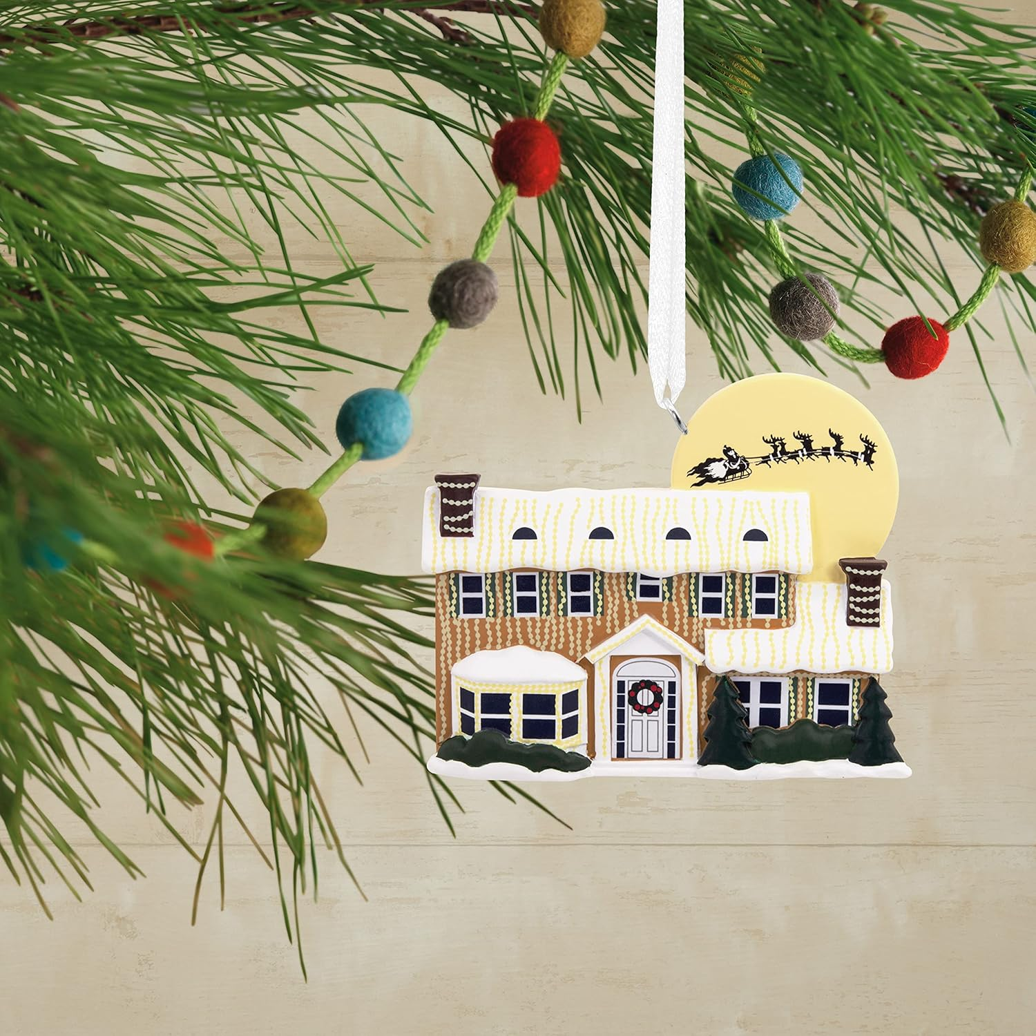 Hallmark National Lampoon'S Christmas Vacation Griswold House Christmas Ornament,Resin image number 3