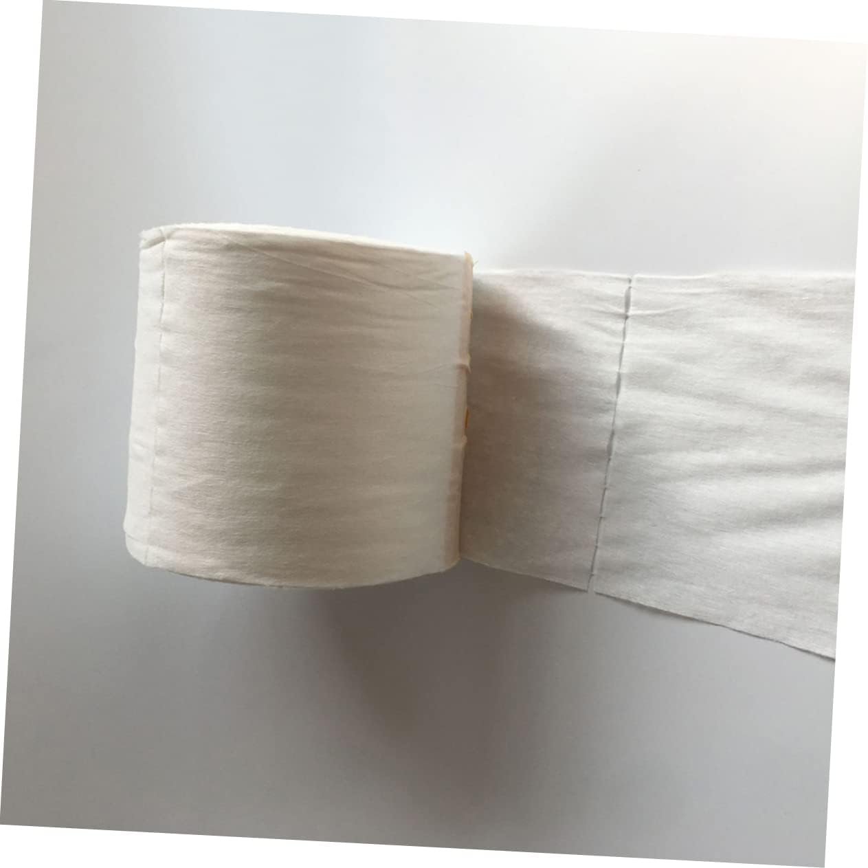 SOESFOUFU 600Pieces Facial Pads Non-Woven Makeup Remover Roll Cleansing Wipes Soft Fabric for Travel Home Use image number 5