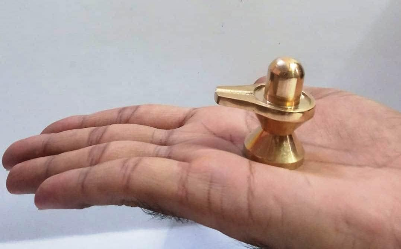 Brass Shiva Lingam Statue 1.5" Inch | 110G Small Shivling Idol for Puja | Lord Shankar Ling Decorative Deity Figurine for Home Temple Office Decor | Hindu God Brass Murti Gift & Vastu Showpiece image number 2