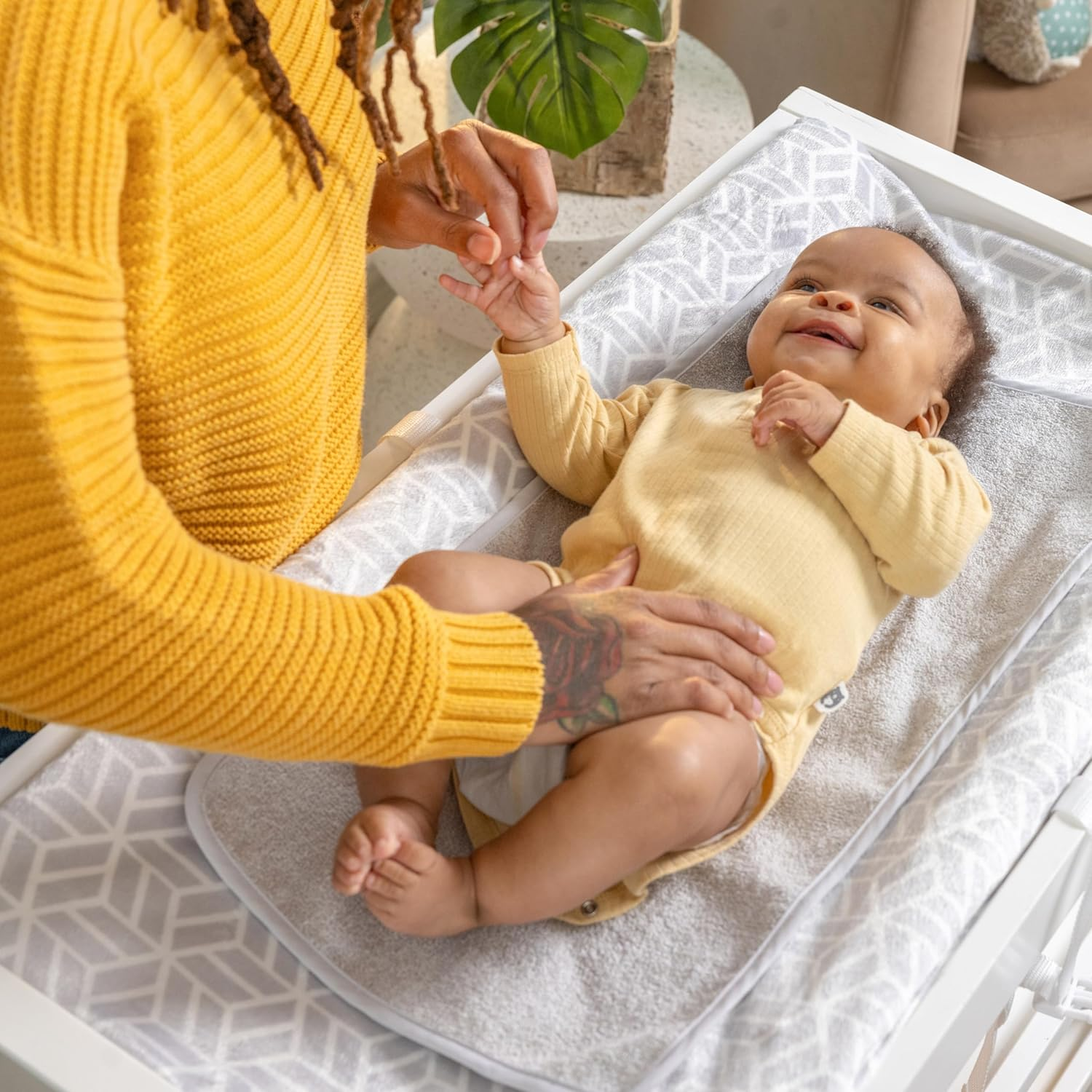 Summer Basic Changing Essentials Kit, 3-Piece image number 3