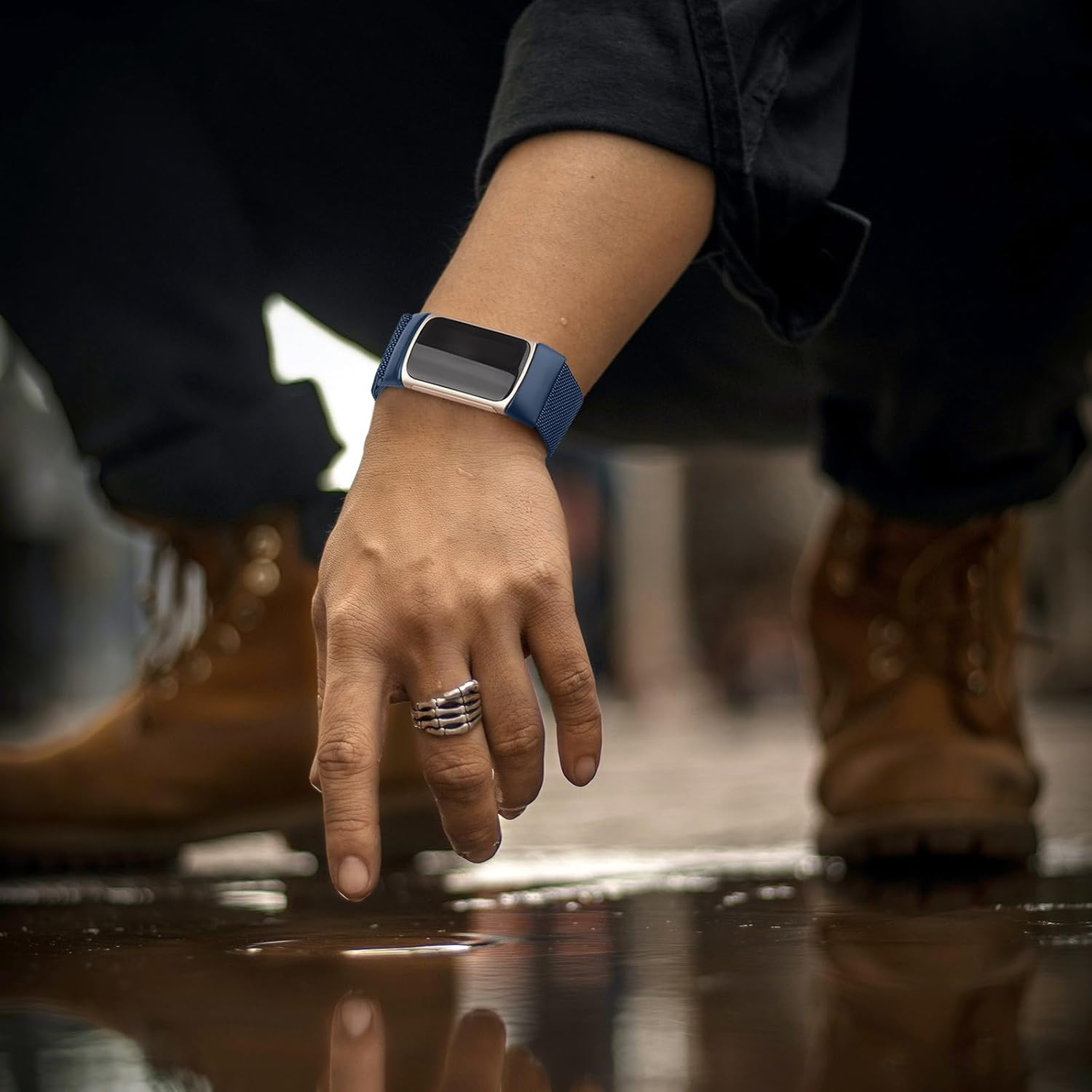 Vanjua for Fitbit Charge 6 / Charge 5 Bands Women Men, Stainless Steel Metal Mesh Loop Adjustable Magnetic Wristband Replacement Strap Compatible with Fitbit Charge 6 / Charge 5 Fitness Tracker - Champagne Gold image number 7