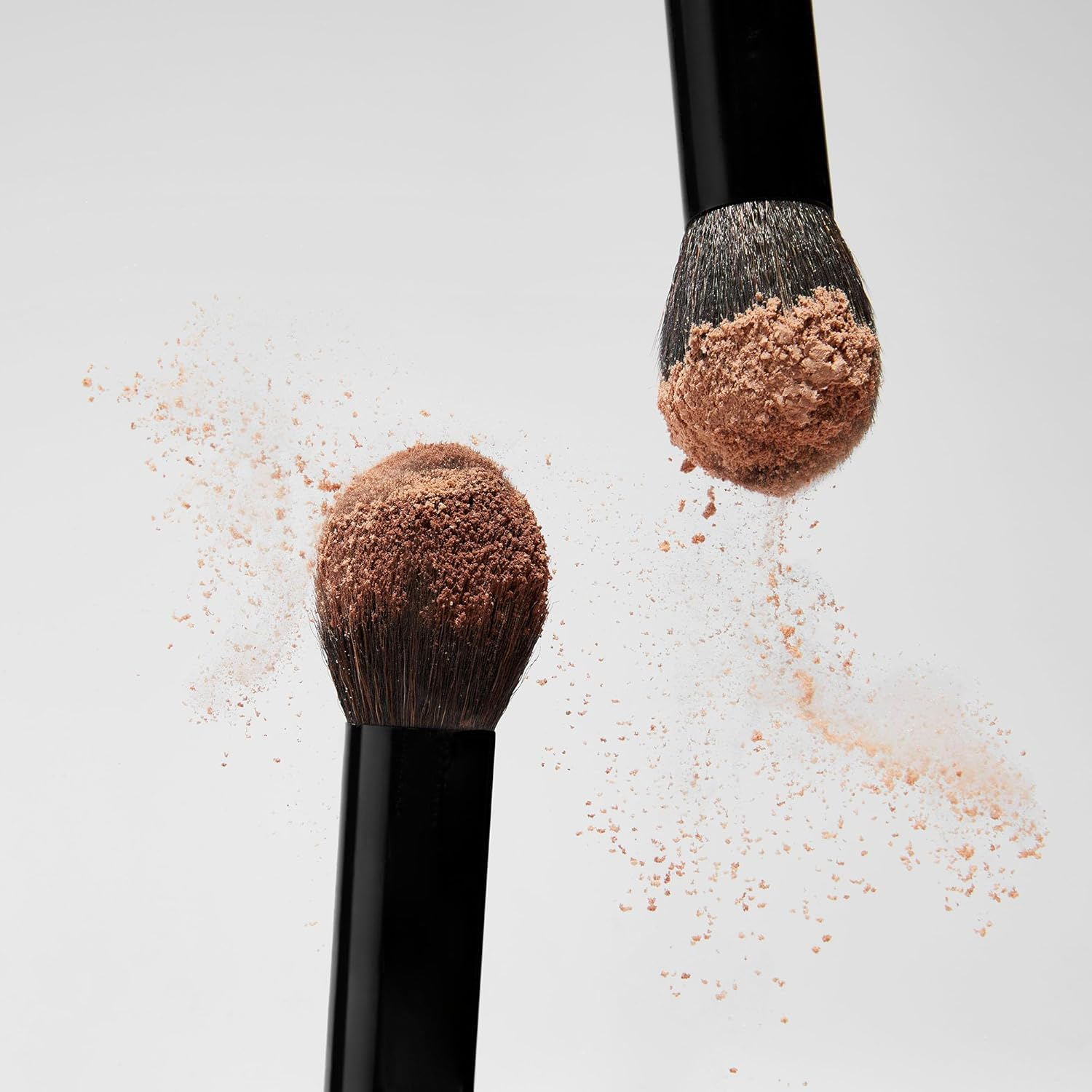 Saie the Fluffy Brush - Soft, Multi-Use Targeted Powder Brush - Tapered Tip for Precision Application - Vegan, Cruelty-Free (1 Count) image number 6