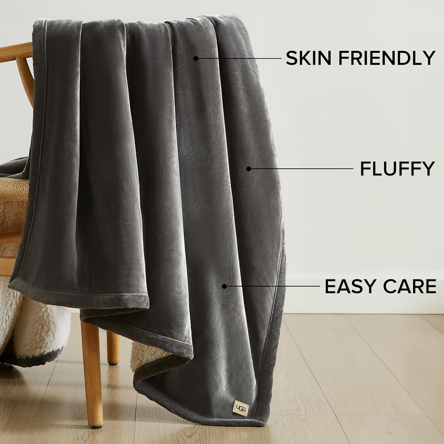 UGG 23858 Bliss Sherpa Fully Reversible Throw Blanket for Couch or Bed Machine Washable Easy Care Soft Plush Luxury Oversized Accent Blankets, 70 X 50-Inch, Charcoal image number 4