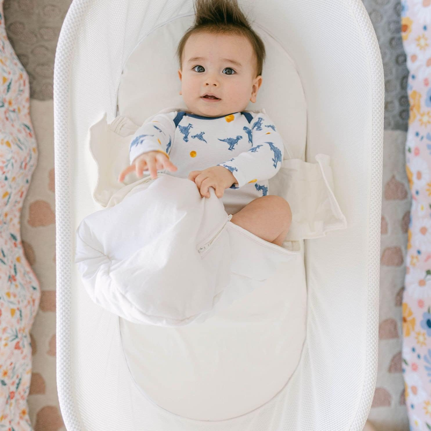 Happiest Baby SNOO Comforter Sleep Sack - 100% Organic Cotton Baby Swaddle Blanket - Doctor Designed Promotes Healthy Hip Development (Ivory, Small) image number 4