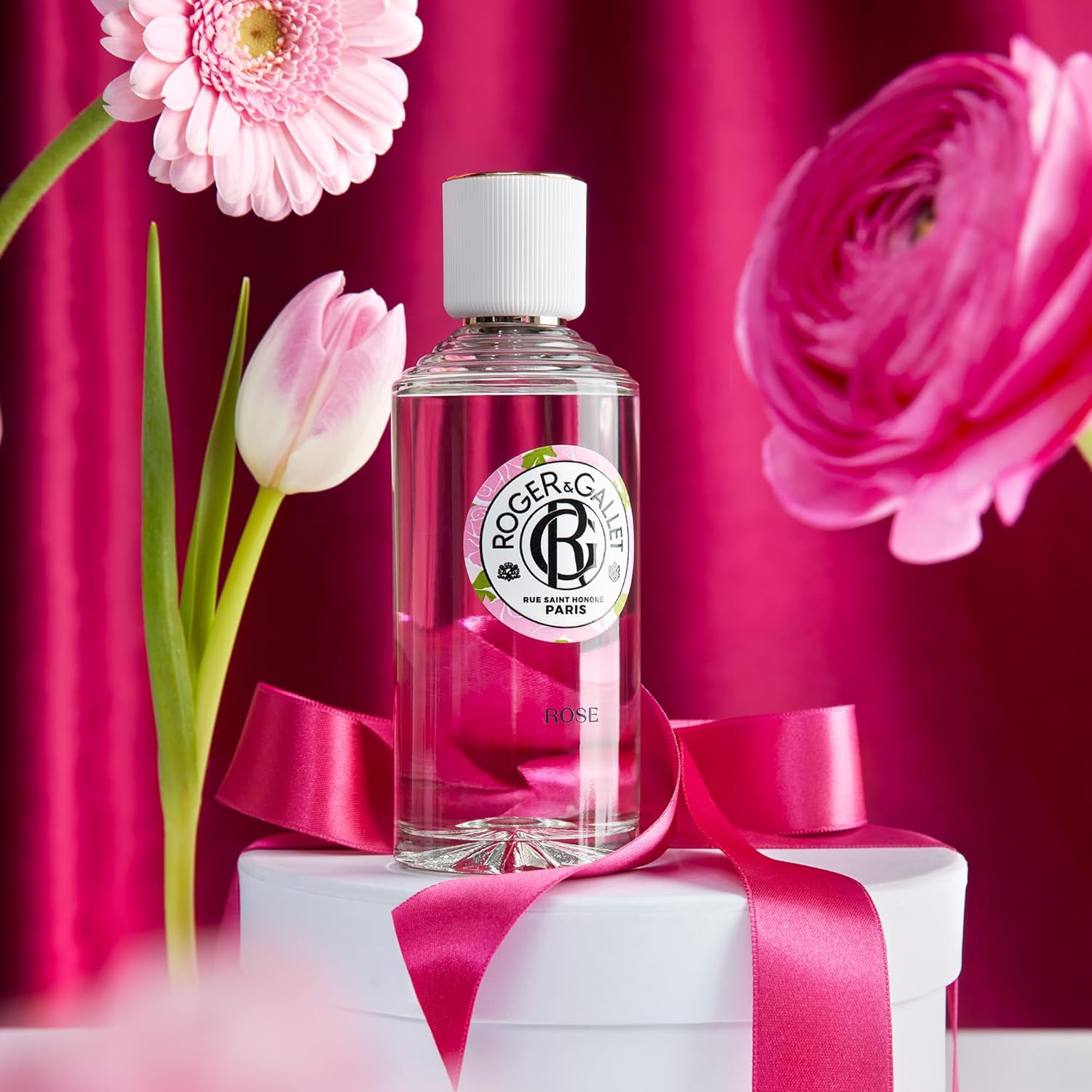 Roger & Gallet Wellbeing Fragrant Water Spray - Rose for Unisex 3.3 Oz Spray image number 1