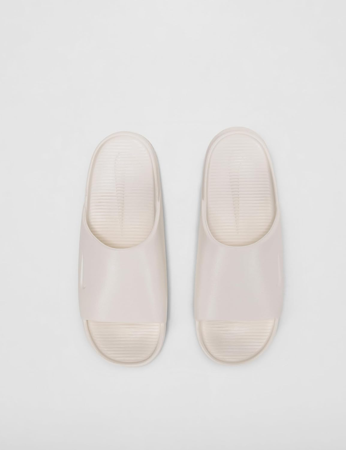 NIKE Men'S Calm Sneaker image number 1