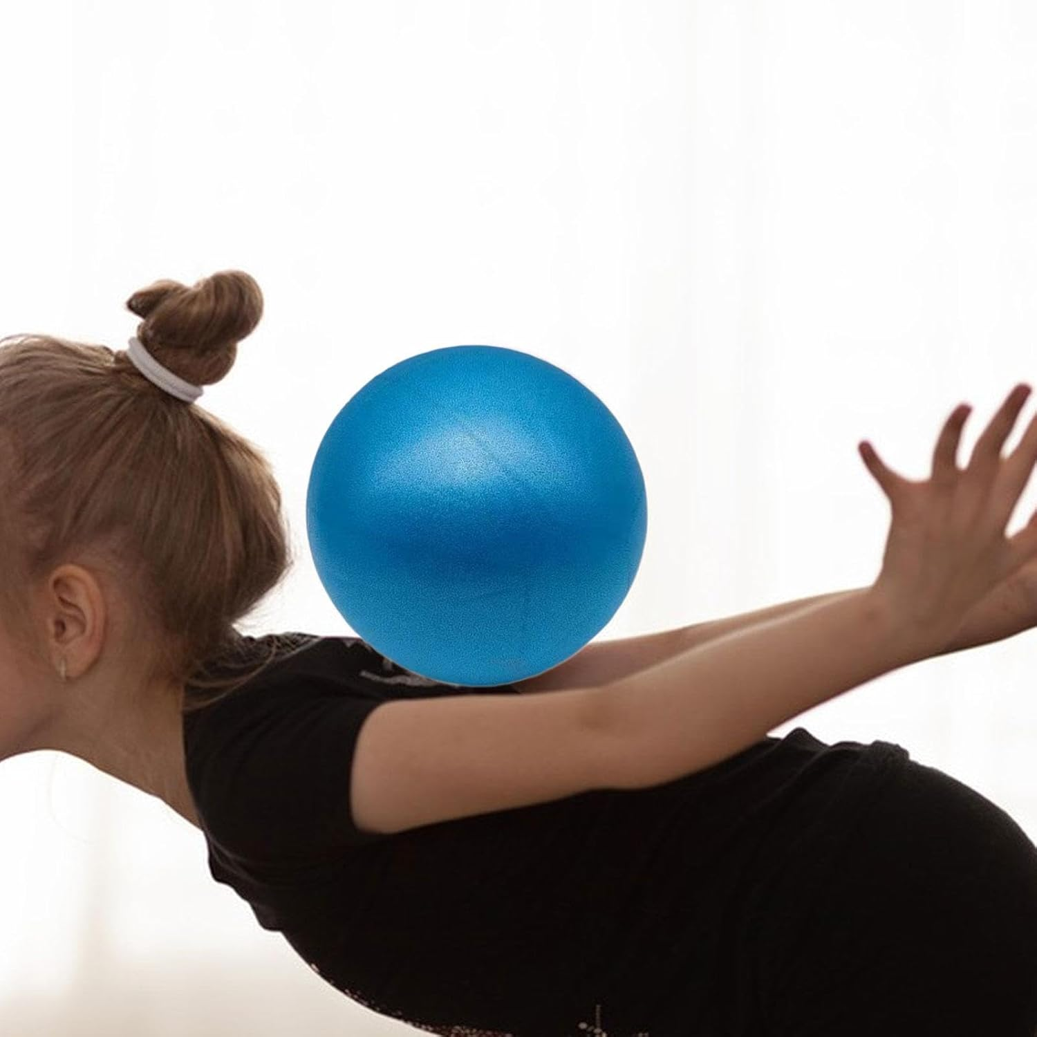 Small Pilates Ball for Kids 6 in Yoga Ball for Stretching Home Gym Blue 15 Cm image number 3