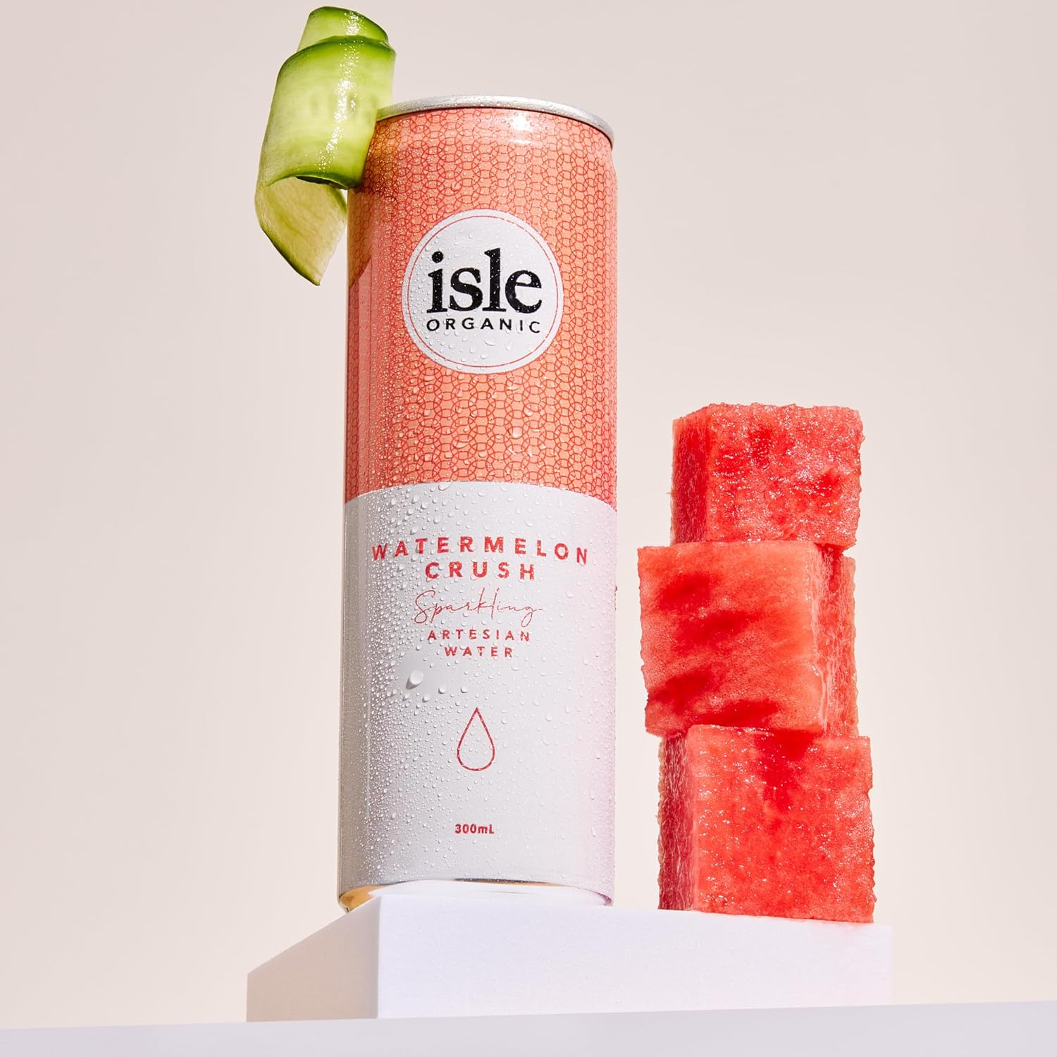 Sparkling Water, WATERMELON CRUSH, Certified Organic, Low Calorie, Flavoured Spring Water, Case of 12 Cans &ndash; Isle Organic image number 3