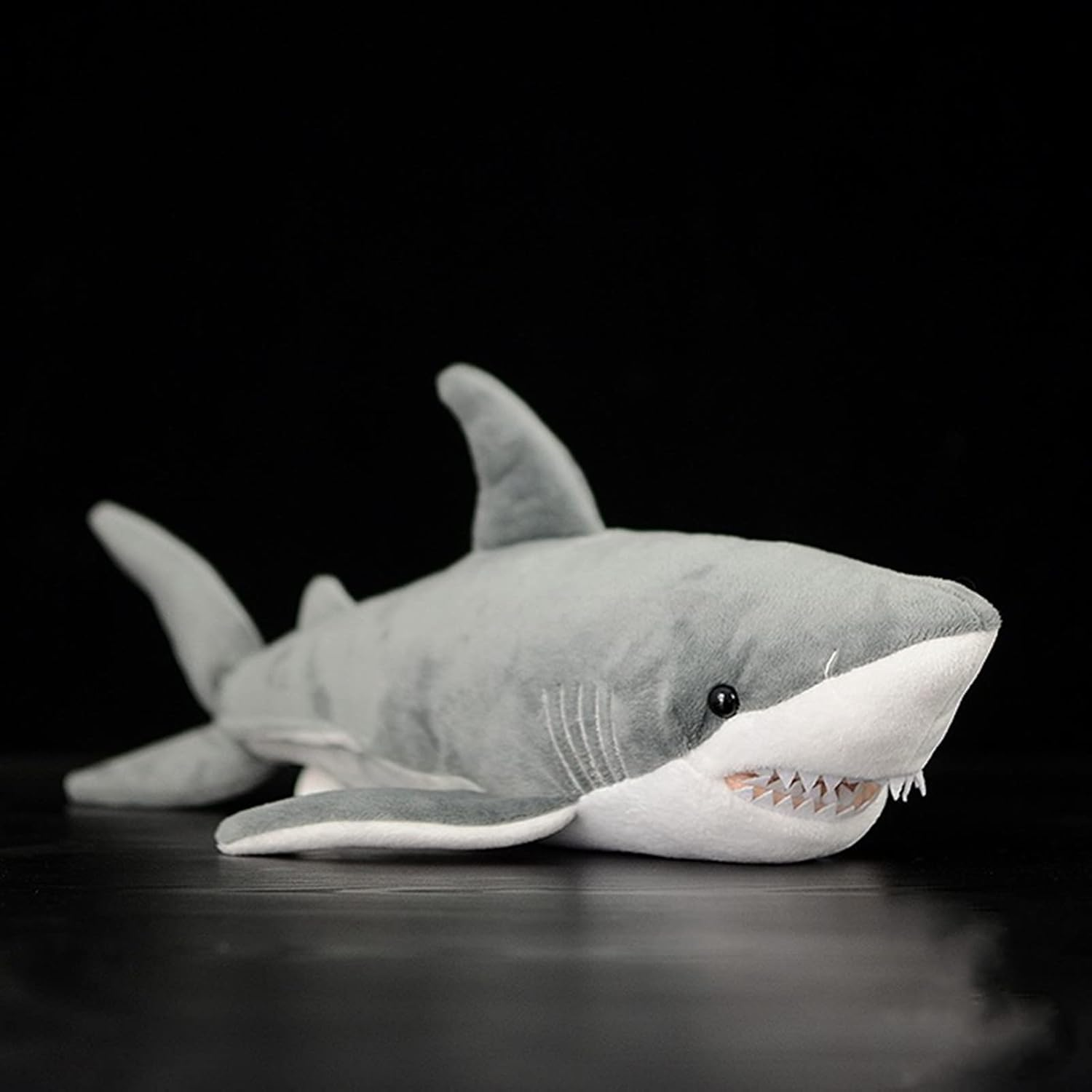 Tiny Heart Simulation Great White Shark Plush Toys, 23Inch Soft Plush Great White Shark Stuffed Animal Dolls Cute Kids Birthday Gift Decorations Plush Toys