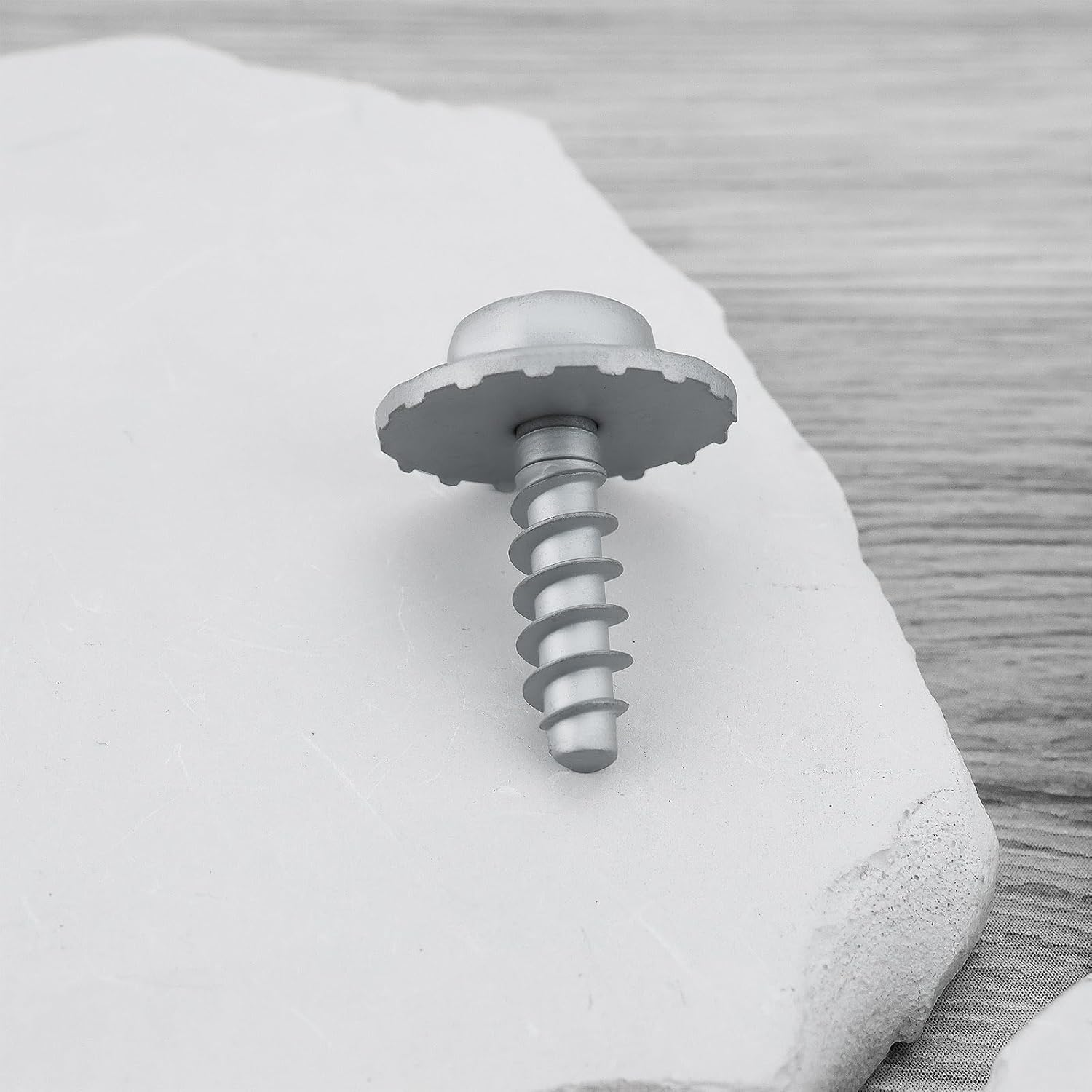 SING F LTD Car Headlight Mounting Screw Compatible with Ford Kuga Compatible with Ecosport image number 3