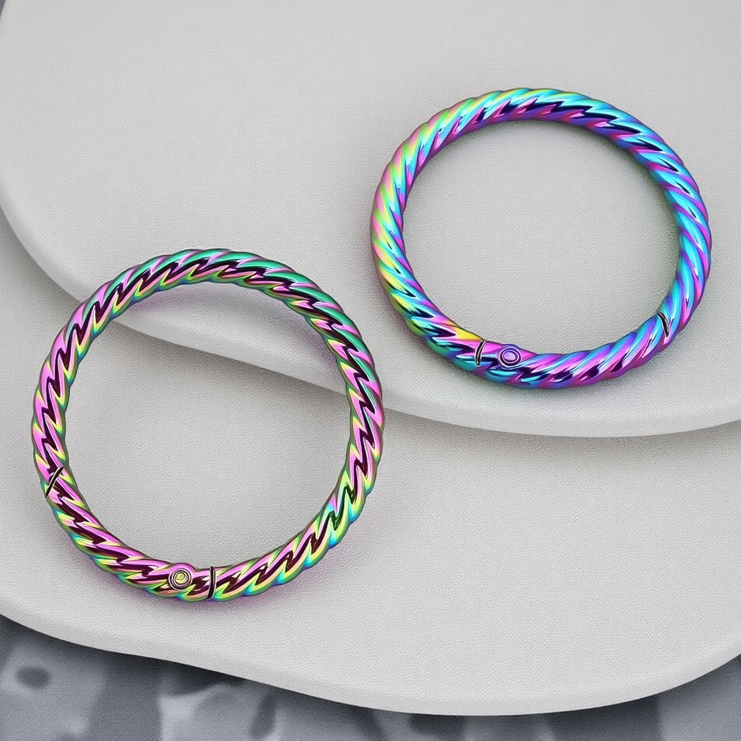 Briny River 4PCS Rainbow O Ring Hook Spring Opening Snap Clip 1 1/2 Inch Inner Diameter 38Mm Outer Diameter 48Mm Zinc Alloy Keychain image number 6