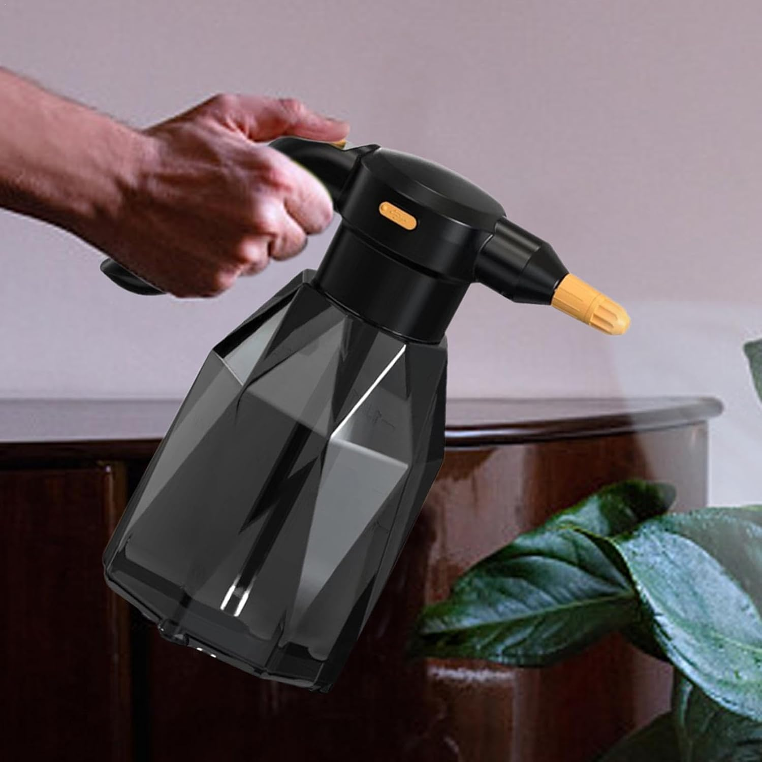 Electric Plant Sprayer Large Capacity Watering Can Ergonomic Watering Can Portable Electric Pressure Sprayer Gardening Supplies Car Washing Tool Rechargeable Watering Can Spray Bottle image number 6