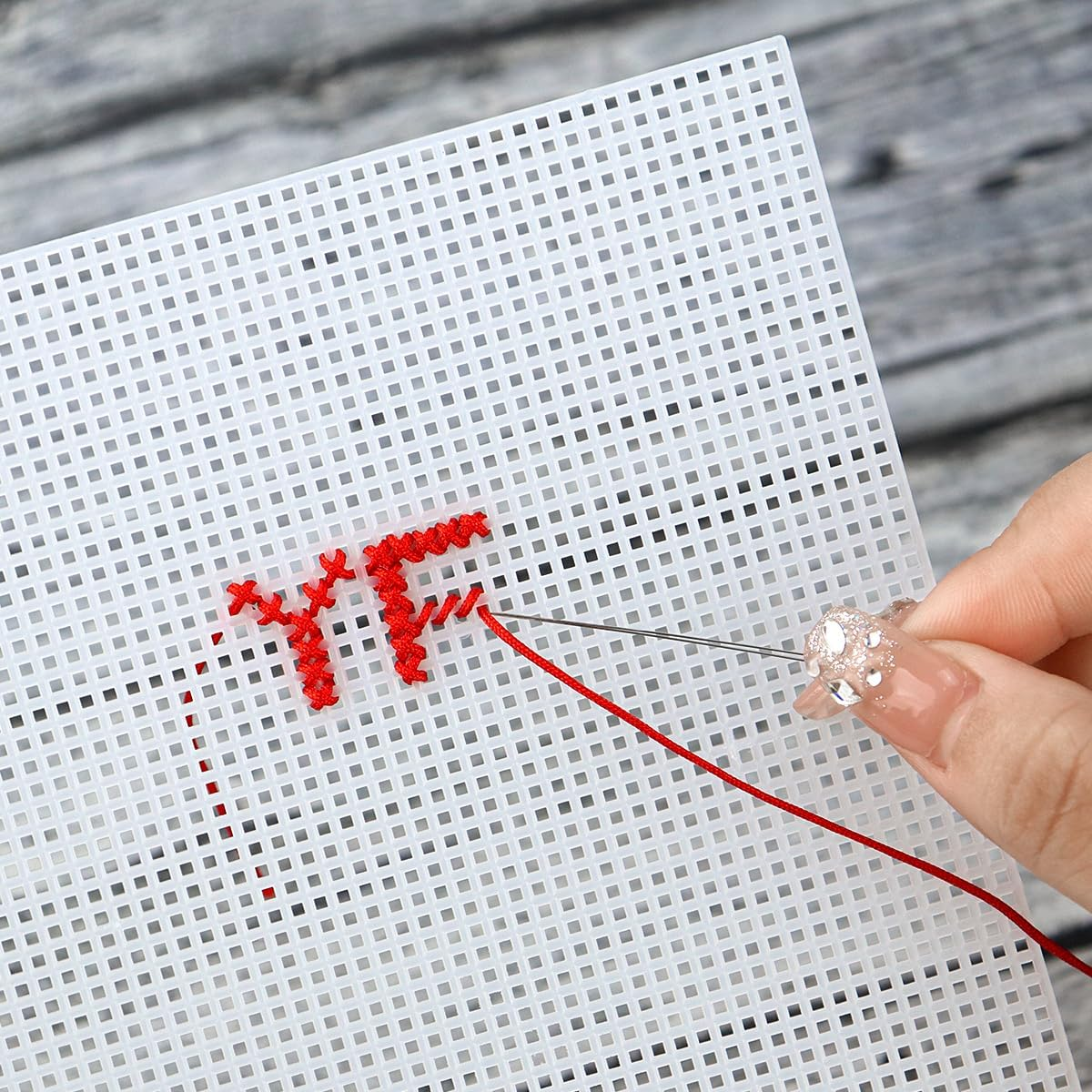 Tenalleys 4 Pieces Plastic Mesh Canvas Sheets 10.2 X 13 Inch, 10 CT per Inch, Ideal for Embroidery, Knit Crochet Projects, Aquarium Dividers image number 2