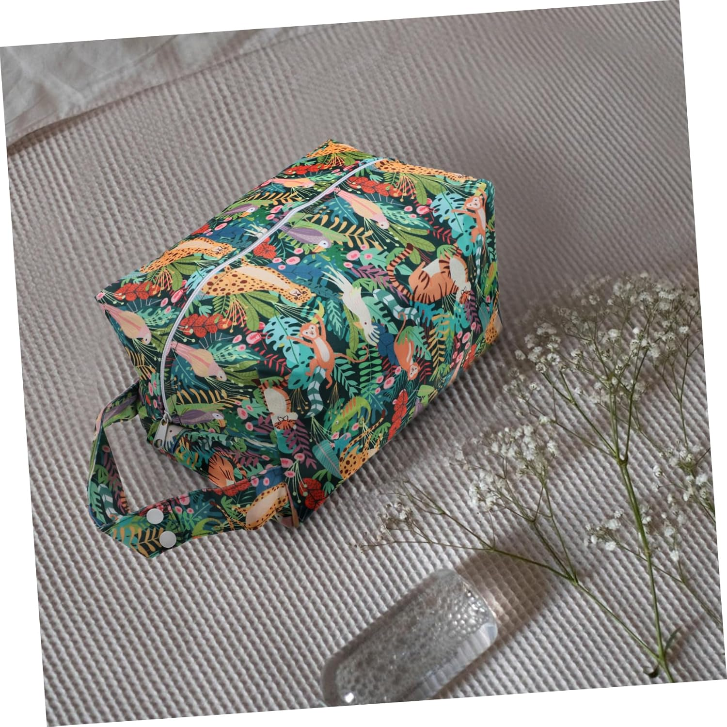 Bestonzon Reusable Waterproof Diaper Storage Pouch Nursery Wet Bag Portable Travel Diaper Storage Bag for Baby Care