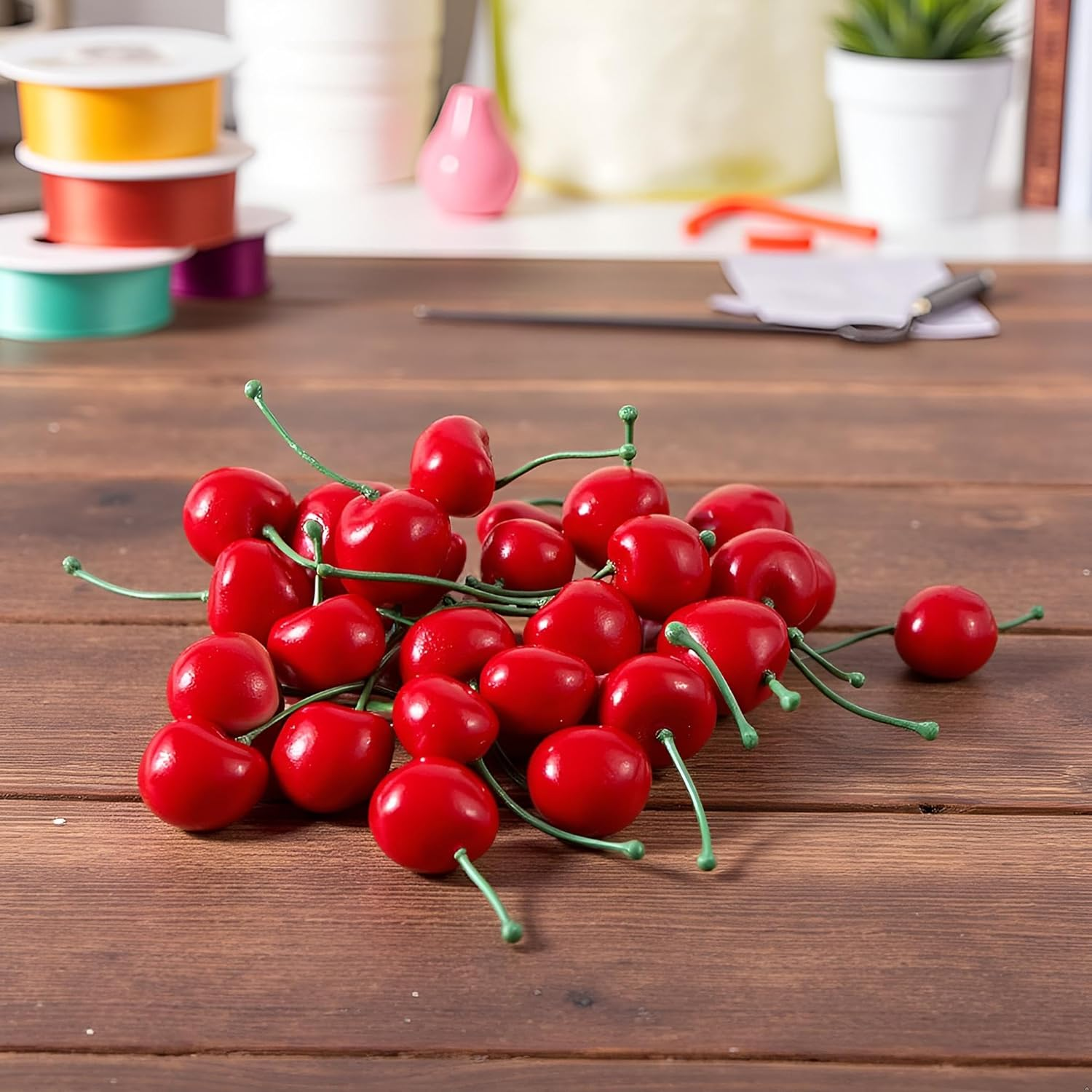 Squarezhenbo 20Pcs Red Artificial Cherries, Fake Cherry Model Lifelike Fruit Cherry Ornament, Fake Cherries,Plastic Cherries, Home Kitchen Party Decoration Desk Ornament Photography Prop Home D&eacute;cor image number 2