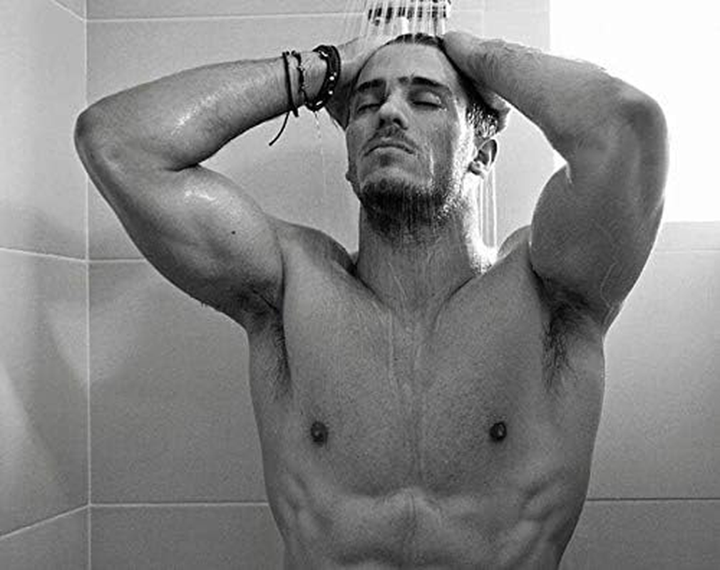 Hairbond Lightweight Shampoo 300Ml image number 1