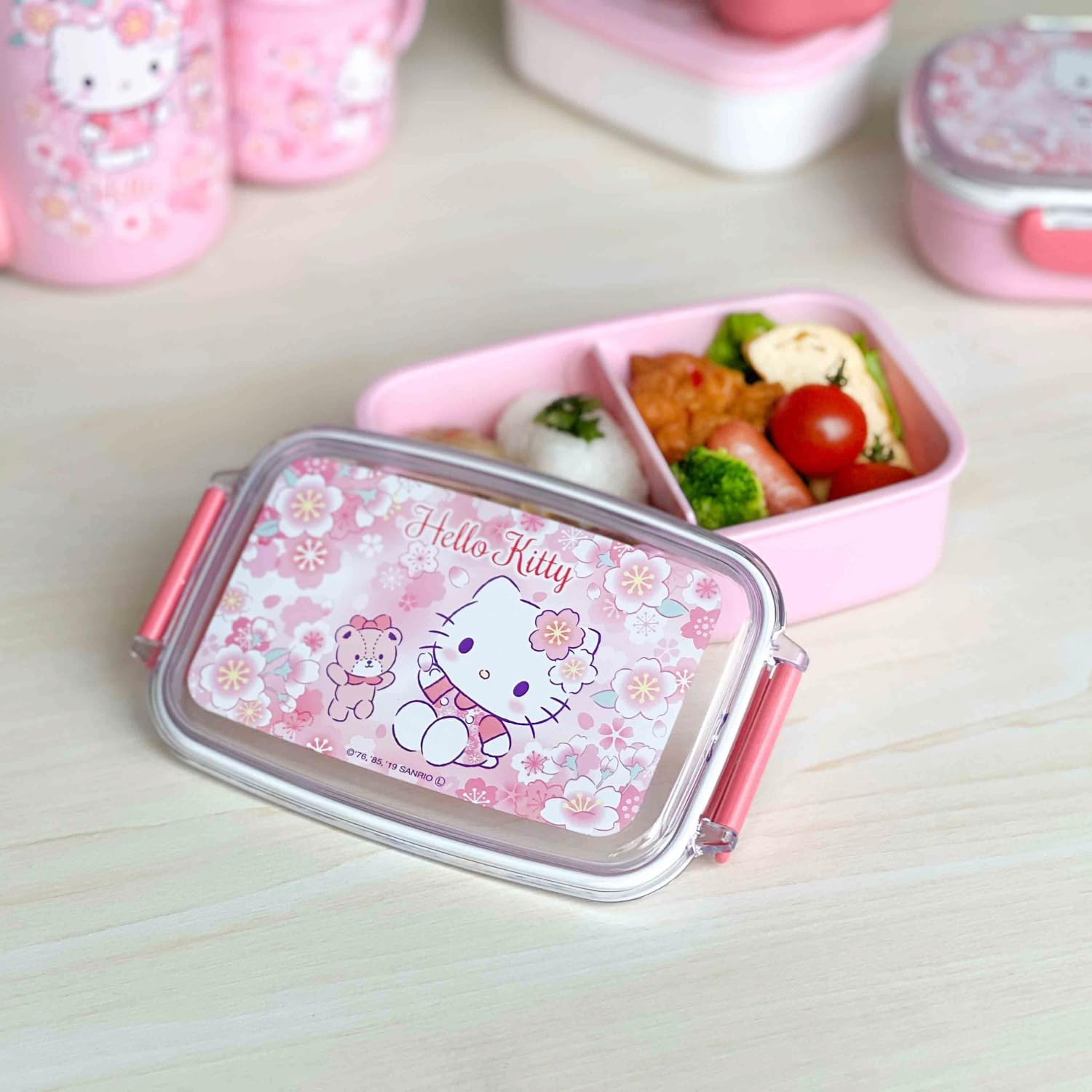 OSK Hello Kitty Sakura PL-1R Lunch Box (With Partition) image number 6