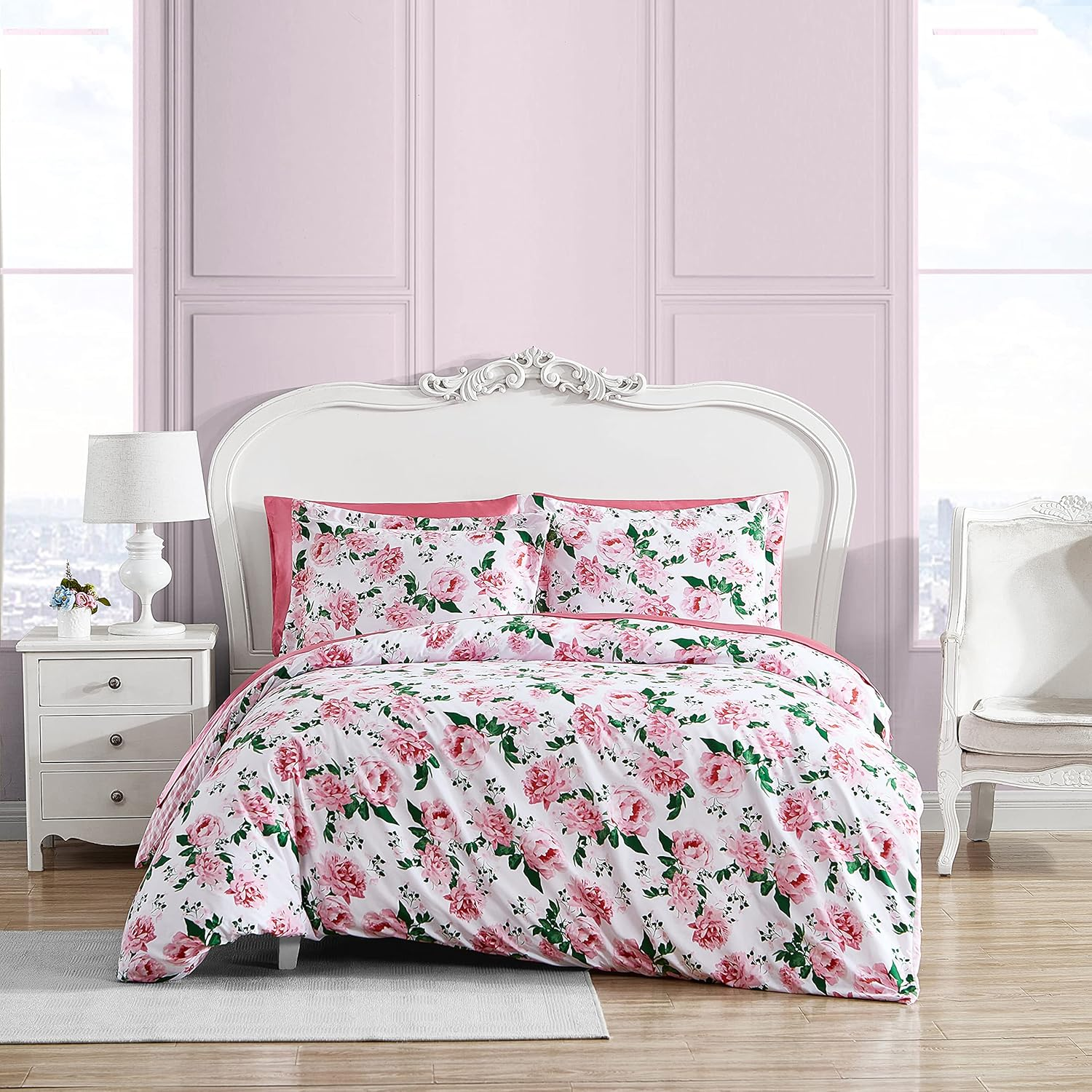Betsey Johnson - Duvet Cover Set, Super Soft Satin Bedding with Matching Shams, inside Corner Ties for Secure Fit (Pastel Ombre Purple, Full/Queen)