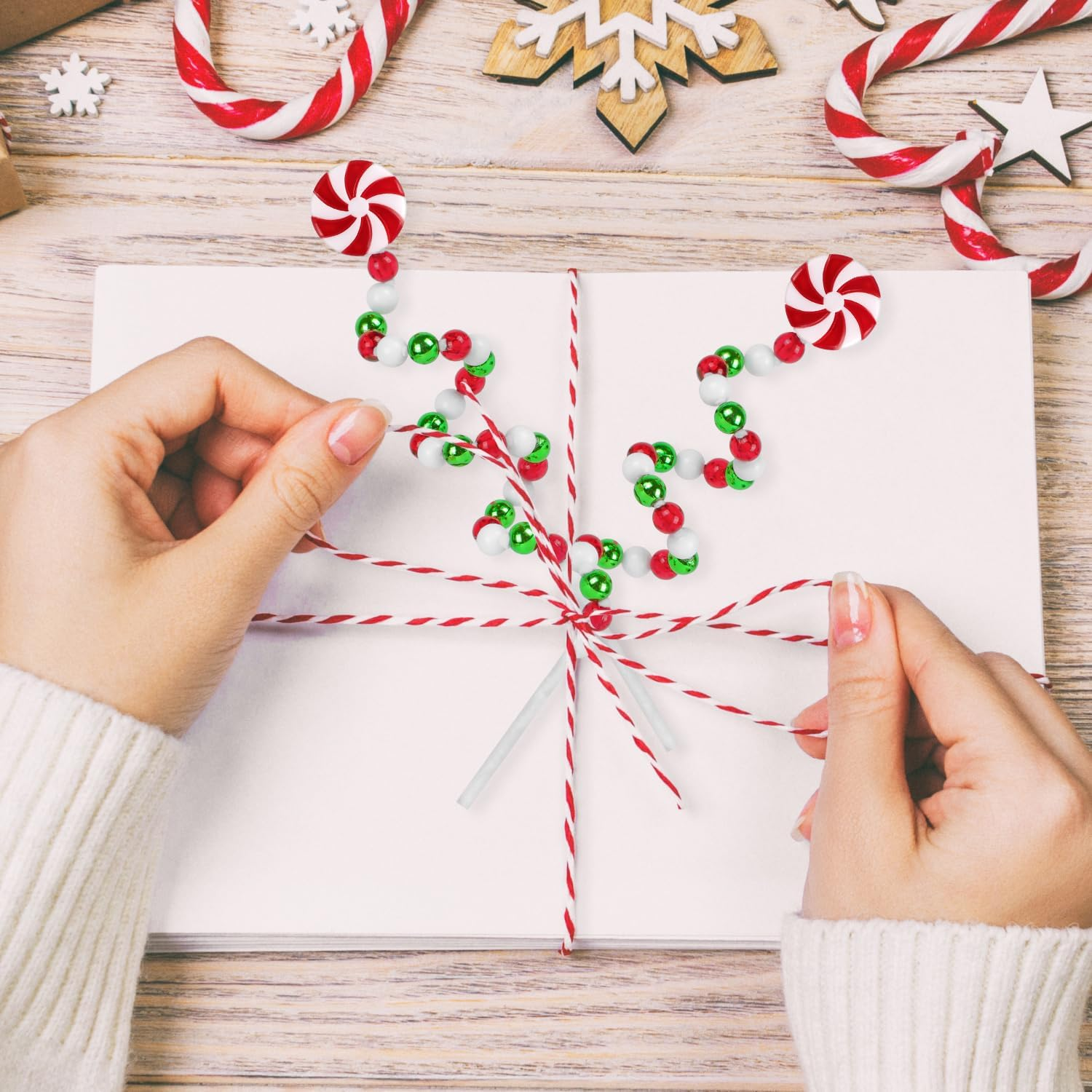 16 PCS 11.7 Inch Christmas Curly Pick Red Green White Christmas Ornament Candy Shape Christmas Tree Picks Christmas Tree Decorations for Xmas Tree Topper Xmas Party Supplies Home Vase Party Ornaments image number 5