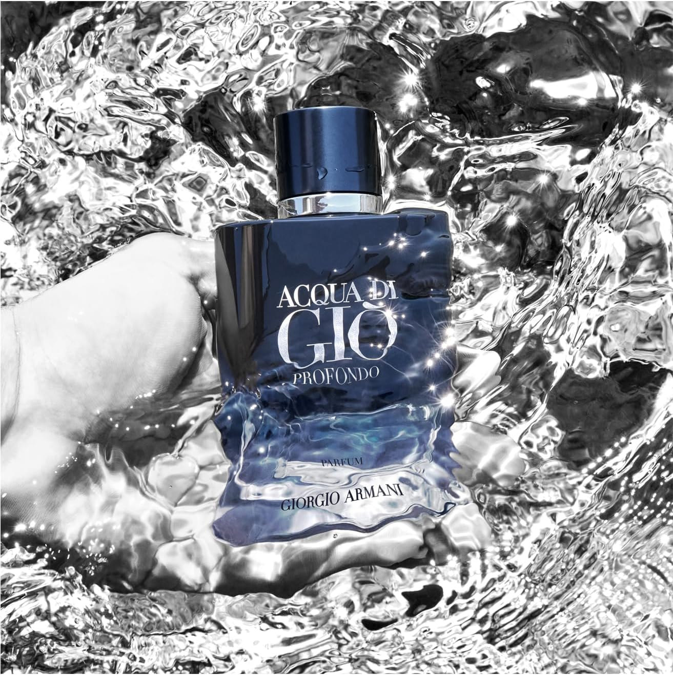 Giorgio Armani Men'S Gio Profondo Parfum Spray, 200 Ml image number 2