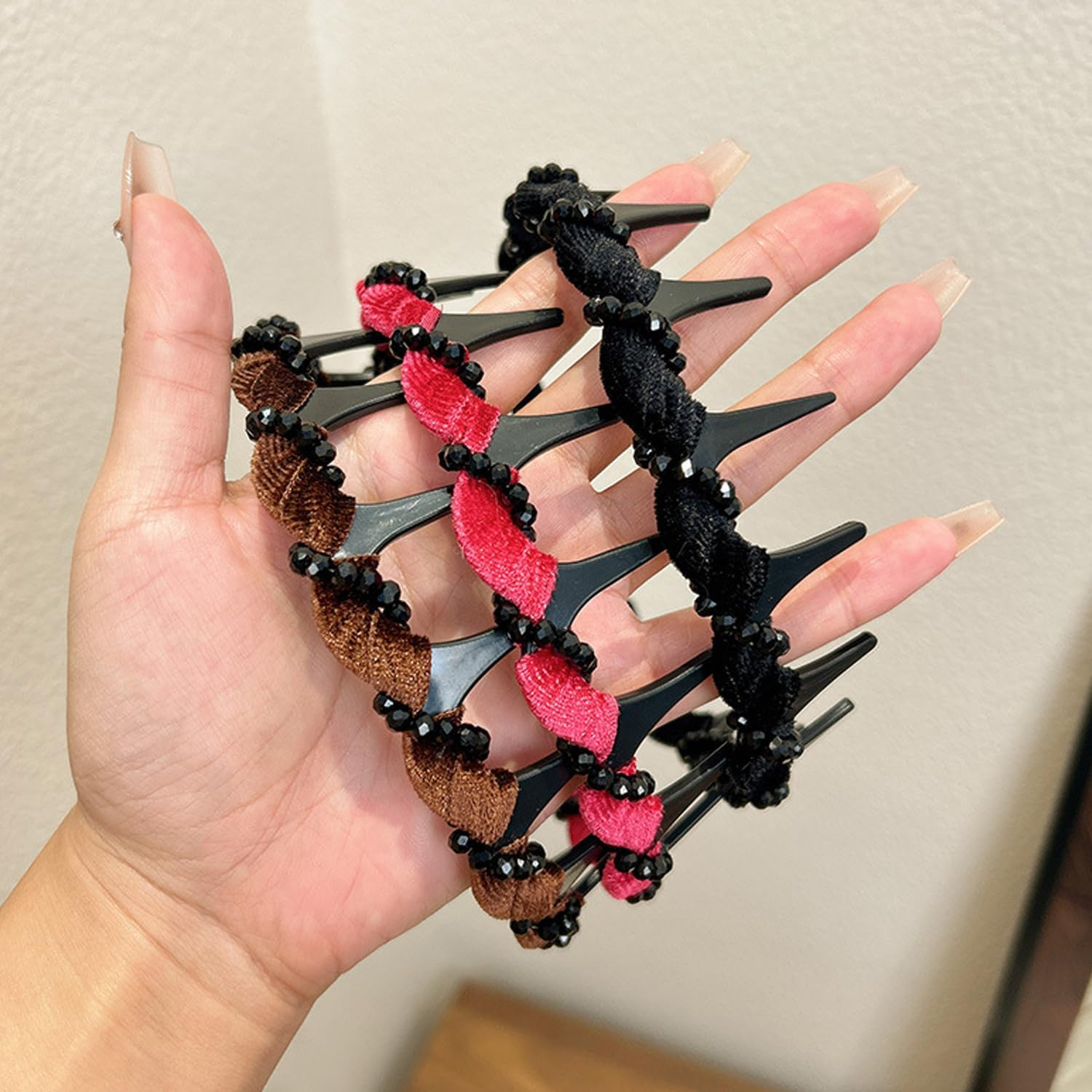 Pack of 3 Vintage High-Cranium Faux Pearl Headband Women - Zigzag Headband with Teeth, Non-Slip Headband Women & Girls, Crystal Hair Accessories, Hair Accessories Set for Wedding, Party & Everyday Use image number 4